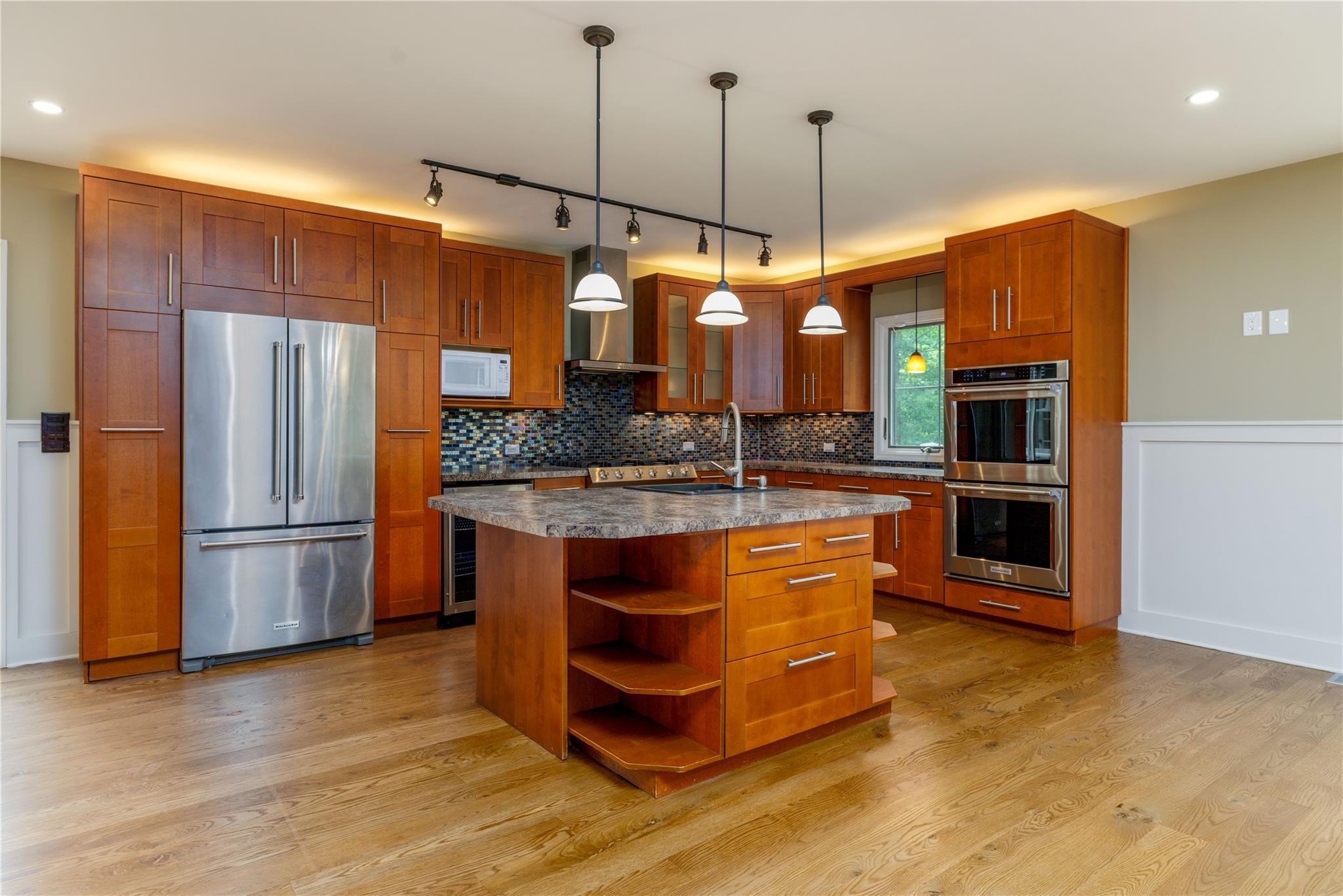 Single Family Commonwealth  Nassau County, NY 11758, MLS-868838-6