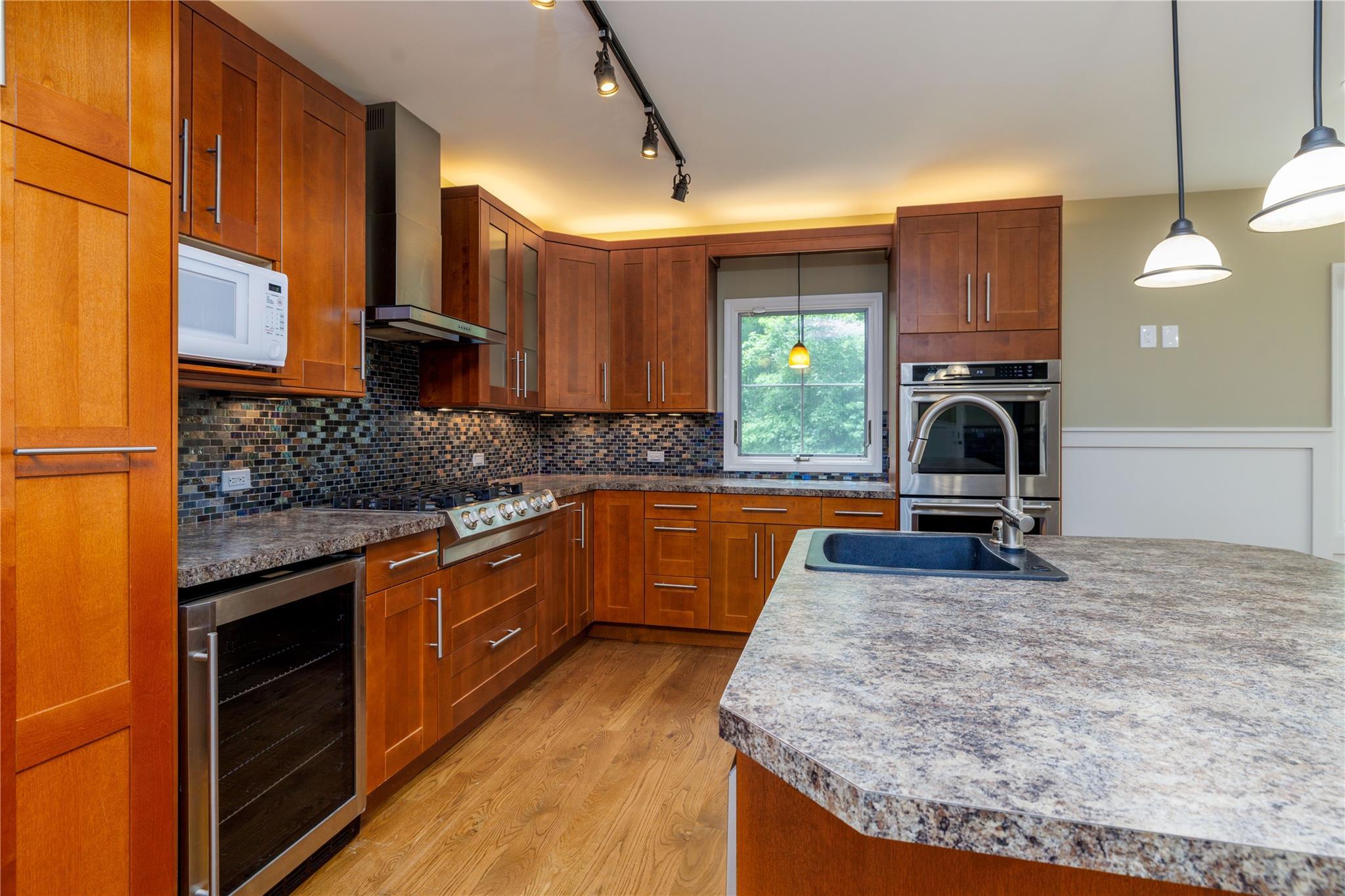 Single Family Commonwealth  Nassau County, NY 11758, MLS-868838-7
