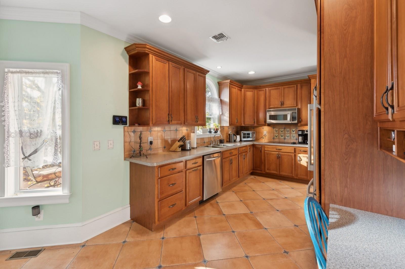 Single Family Grant Dr.  Suffolk County, NY 11931, MLS-868847-10