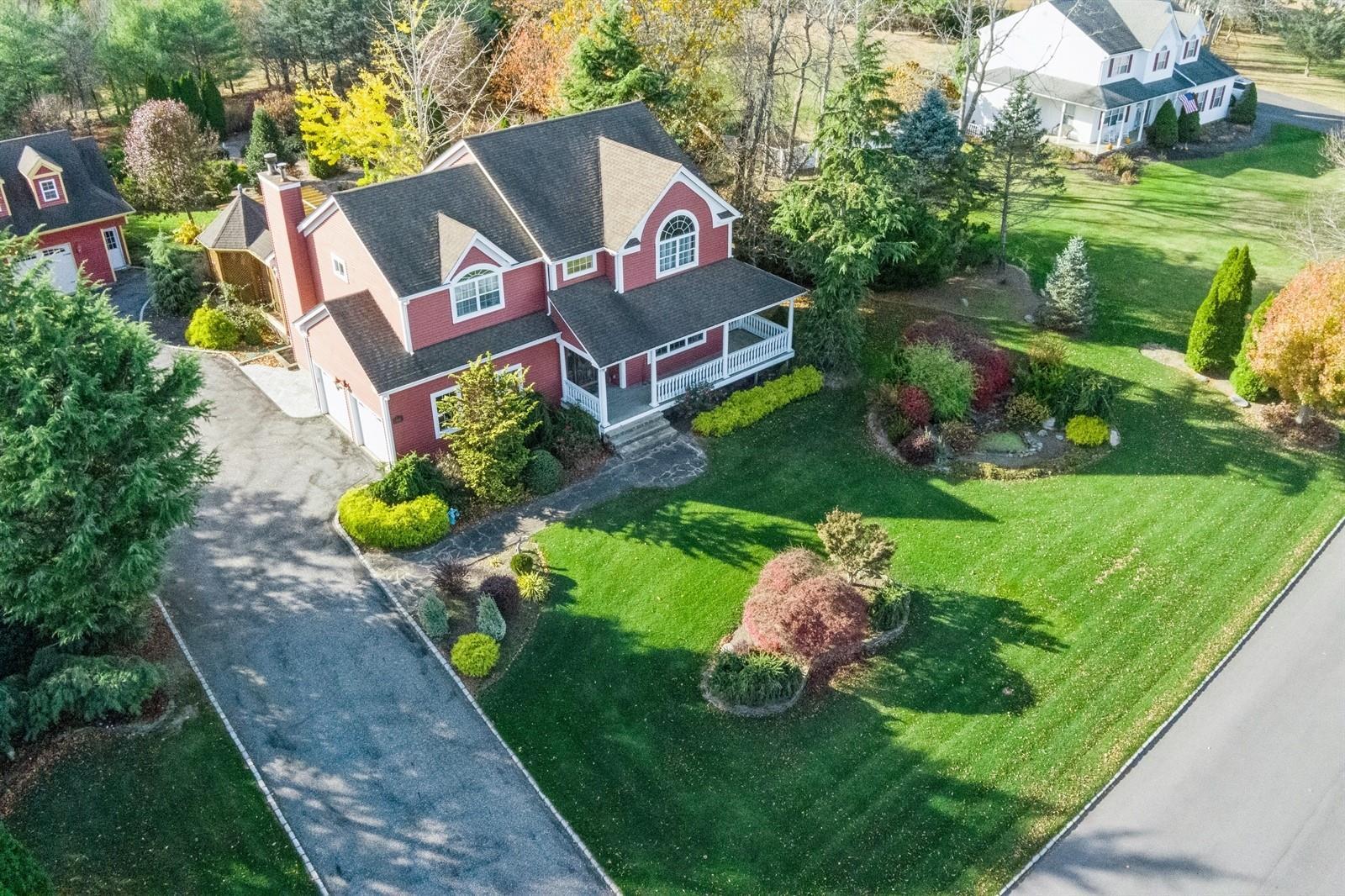 Single Family Grant Dr.  Suffolk County, NY 11931, MLS-868847-28