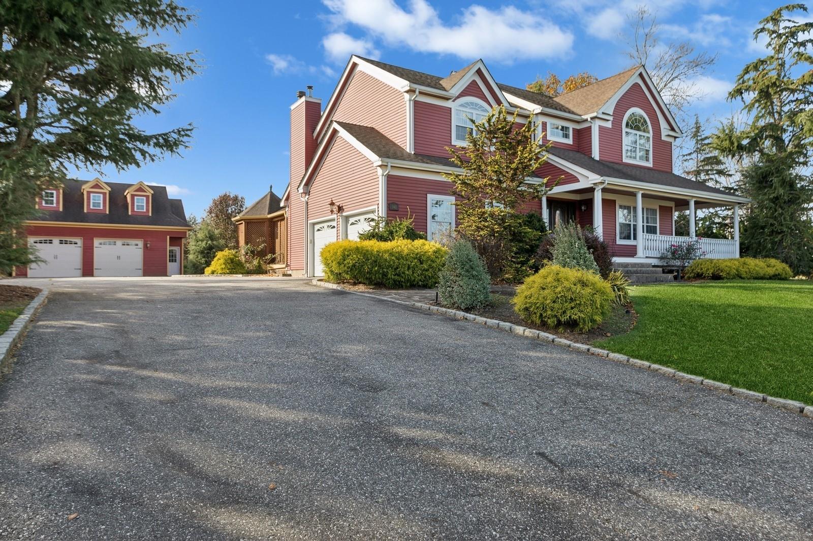 Single Family Grant Dr.  Suffolk County, NY 11931, MLS-868847-4