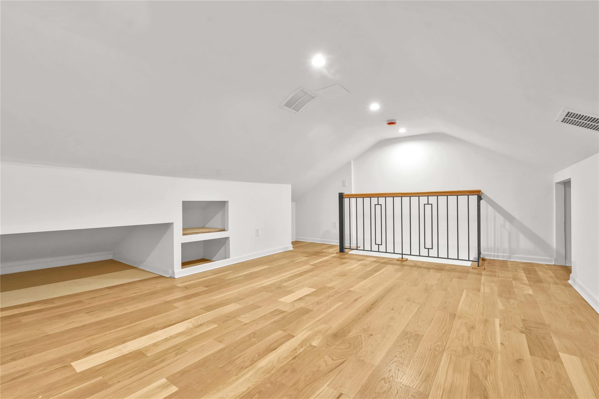 Single Family 45th  Queens, NY 11104, MLS-868855-16
