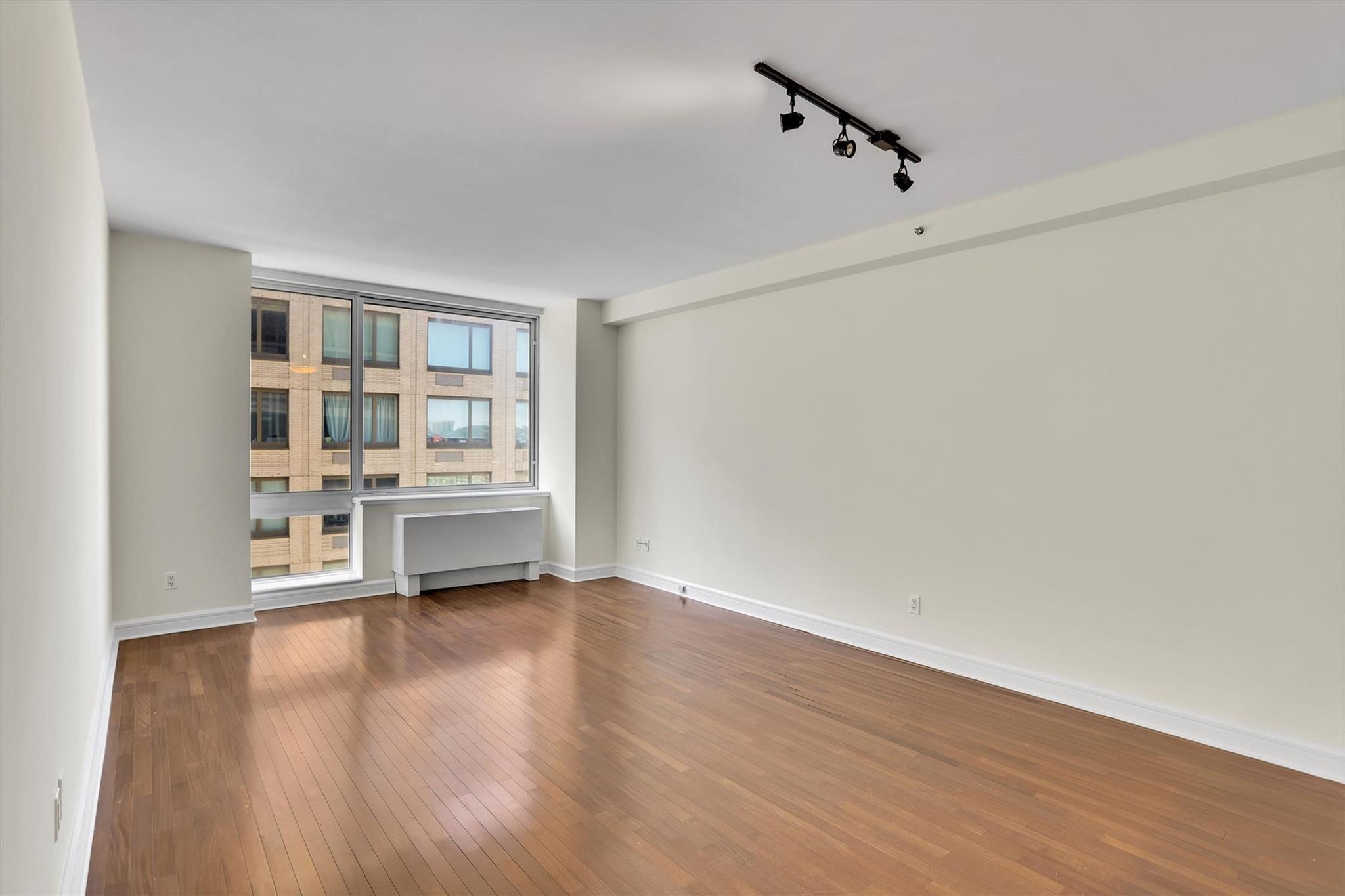 Condo Riverside  Manhattan, NY 10069, MLS-868868-10