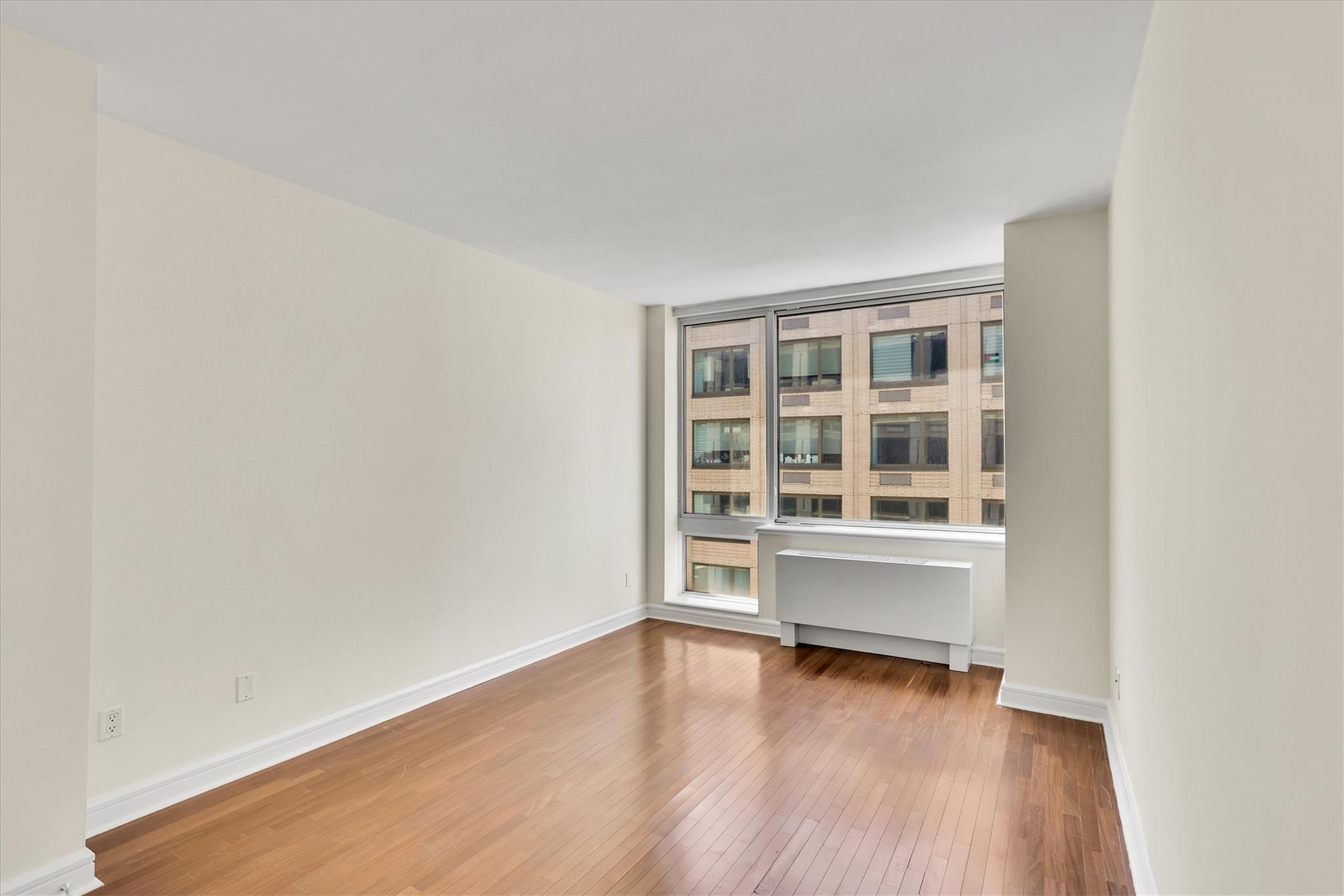 Condo Riverside  Manhattan, NY 10069, MLS-868868-23