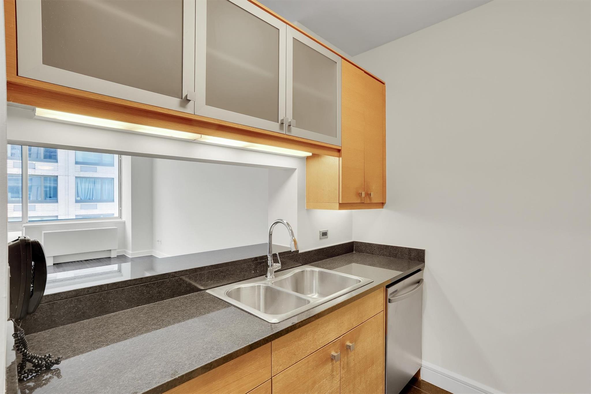 Condo Riverside  Manhattan, NY 10069, MLS-868868-5