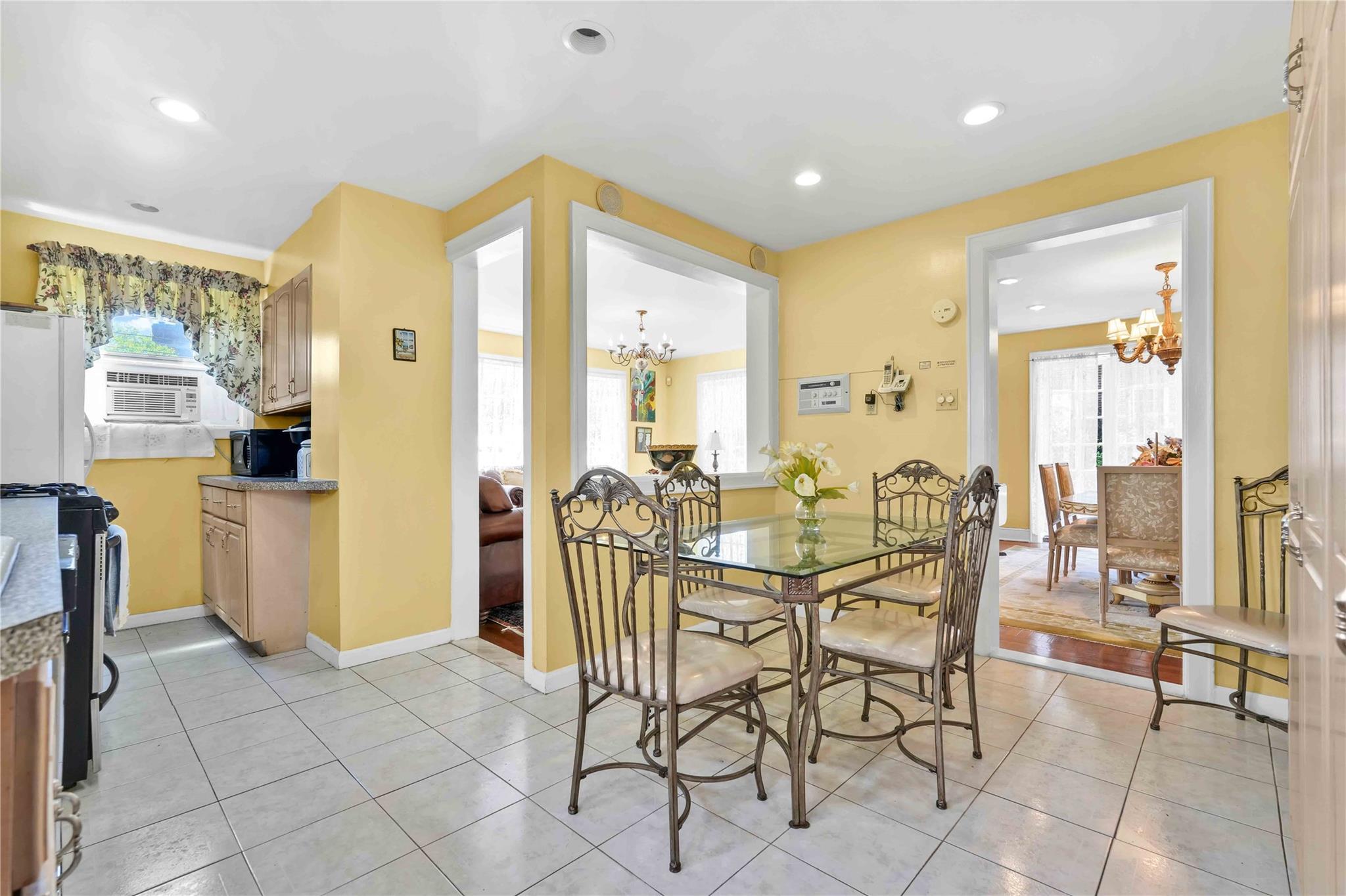 Single Family Malba  Queens, NY 11357, MLS-868871-10