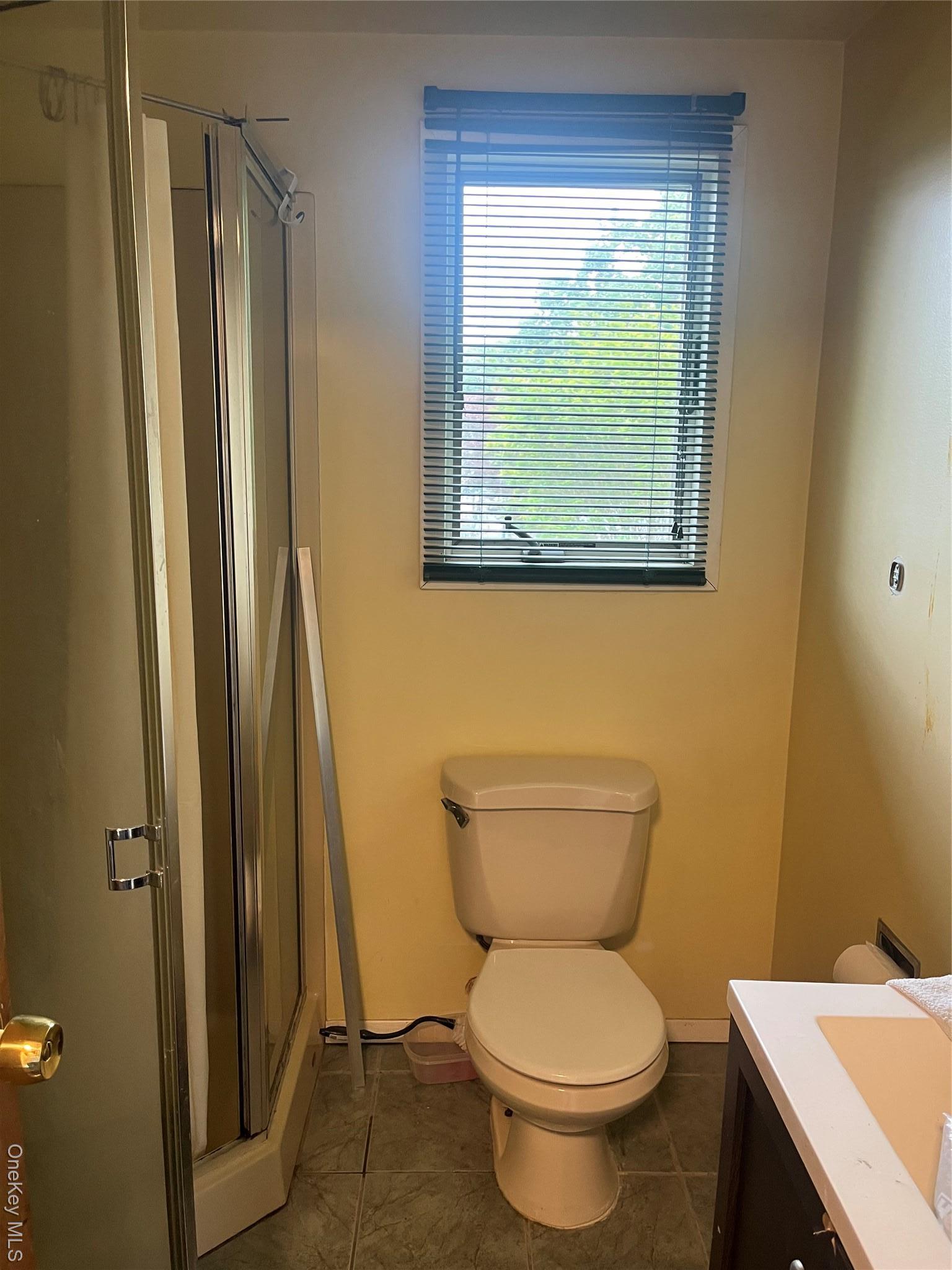 Single Family Bonnybill  Suffolk County, NY 11720, MLS-868883-16