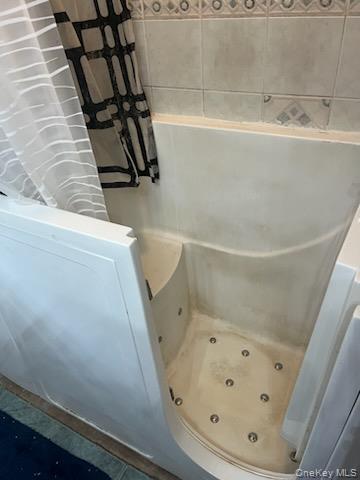 Single Family Bonnybill Suffolk County, NY 11720, MLS-868883-8