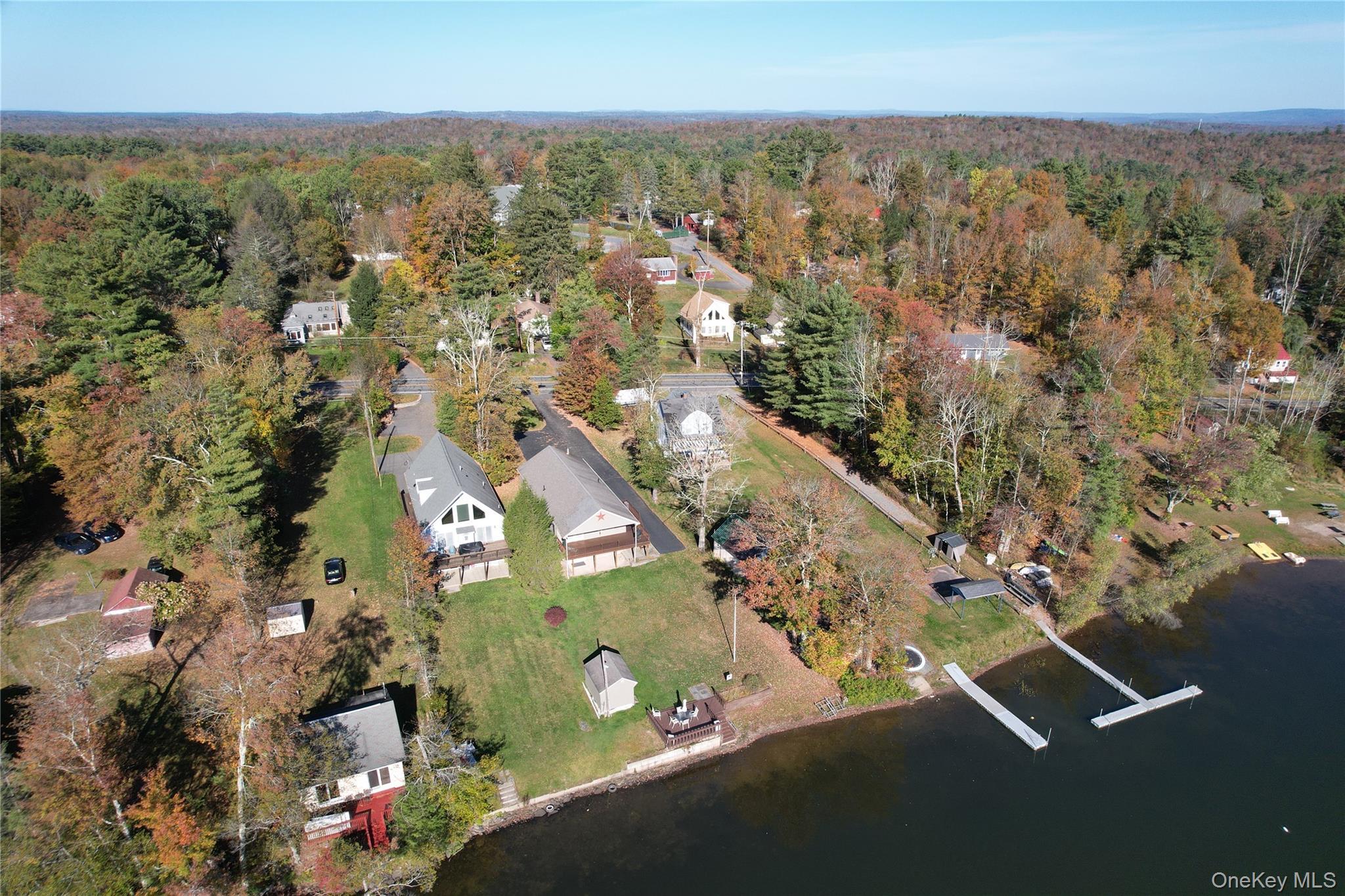 Single Family Sackett Lake  Sullivan County, NY 12701, MLS-868887-2