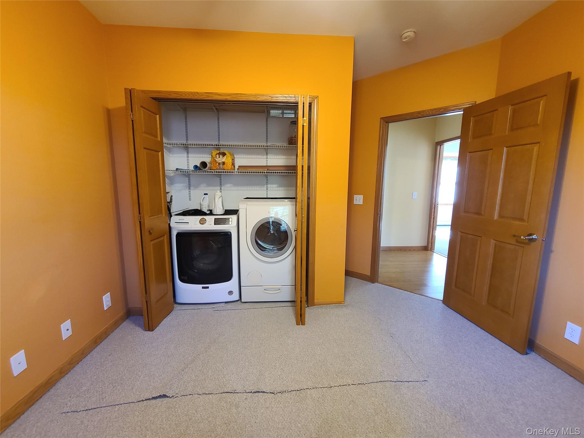 Single Family Sackett Lake  Sullivan County, NY 12701, MLS-868887-21