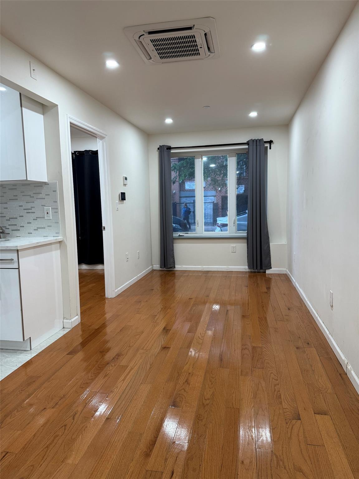 Condo 40  Brooklyn, NY 11232, MLS-868897-2