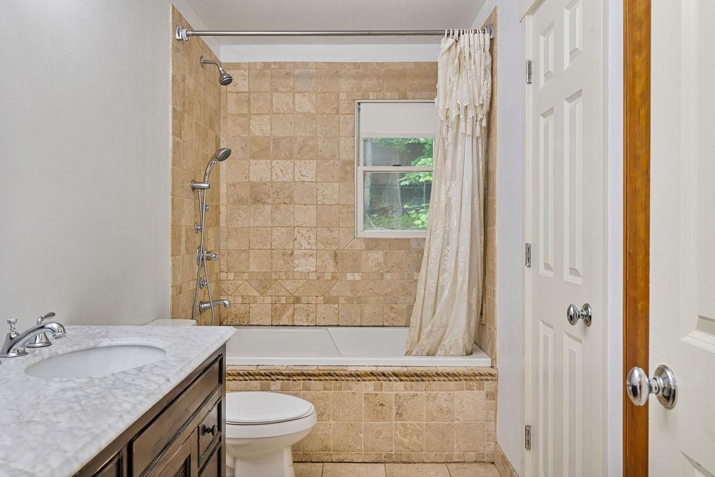 Single Family Karow  Rockland County, NY 10952, MLS-868905-19