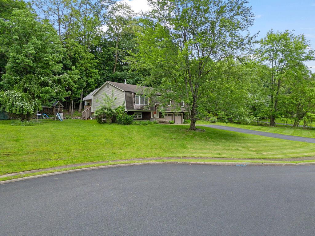 Single Family Karow  Rockland County, NY 10952, MLS-868905-44