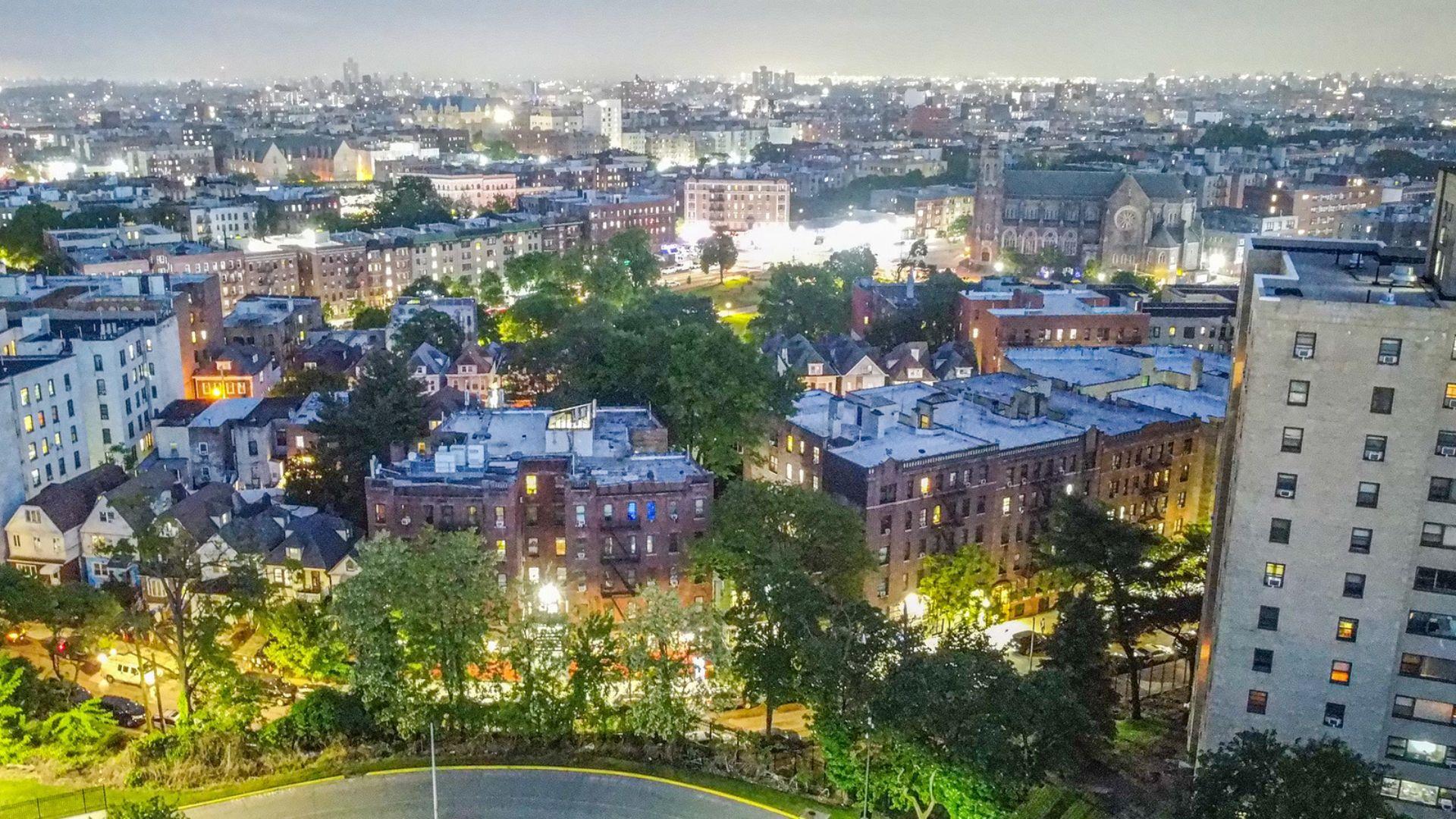Single Family Webb  Bronx, NY 10468, MLS-868923-28