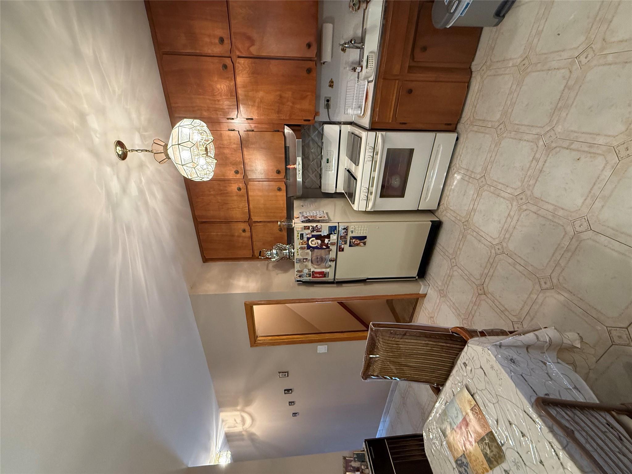 Single Family 67th  Queens, NY 11379, MLS-868928-7