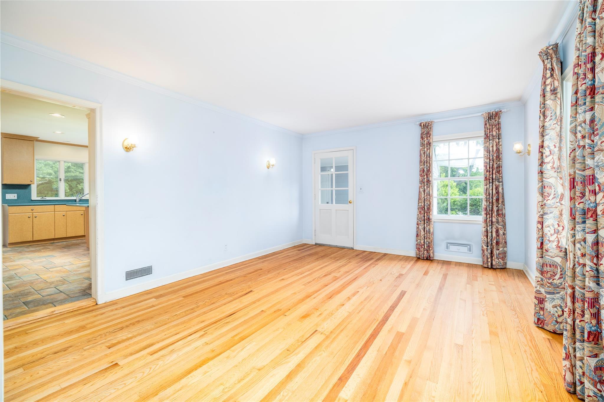 Single Family Albro  Nassau County, NY 11559, MLS-868942-9