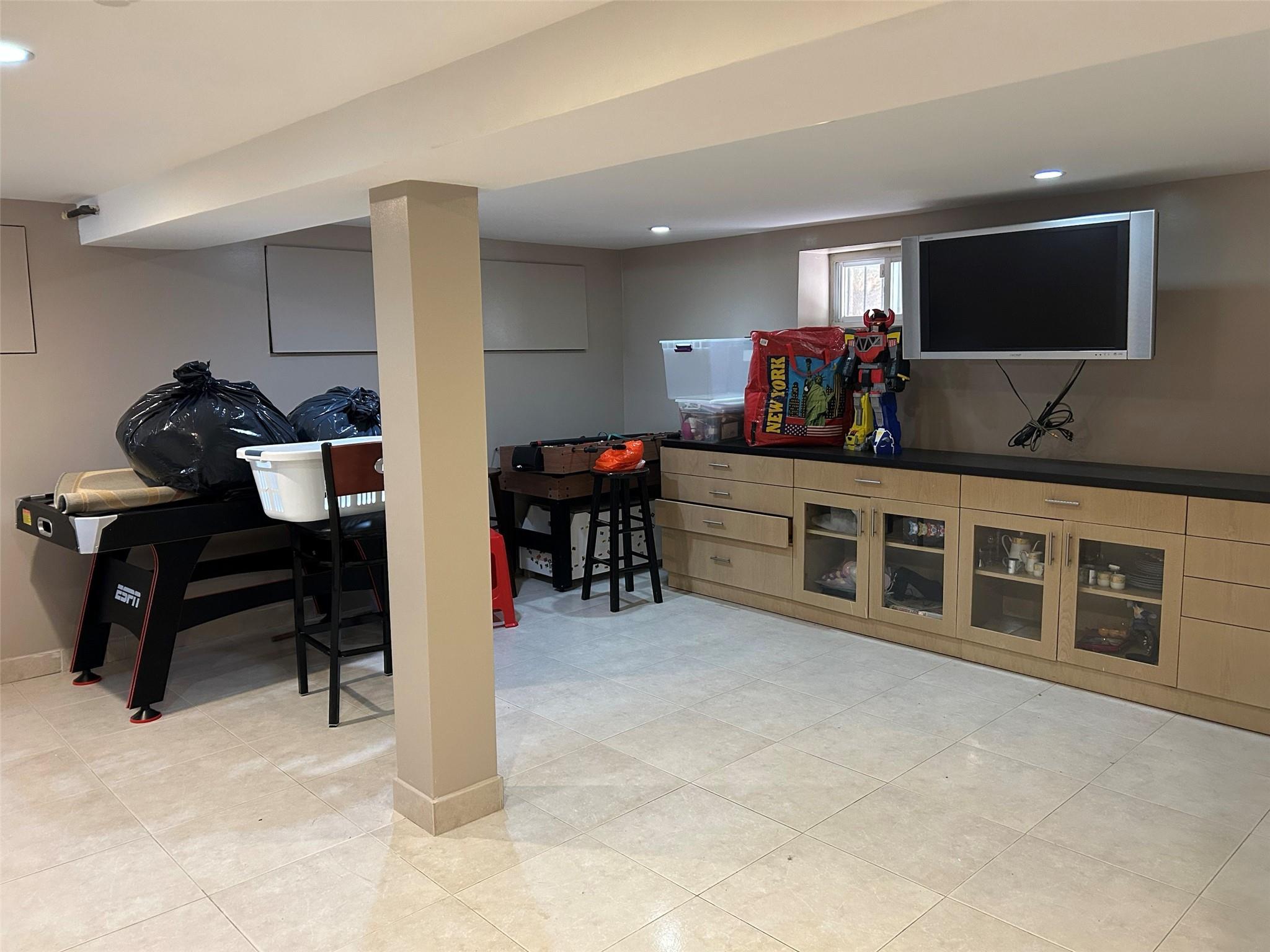 Single Family 146th  Queens, NY 11357, MLS-868946-15