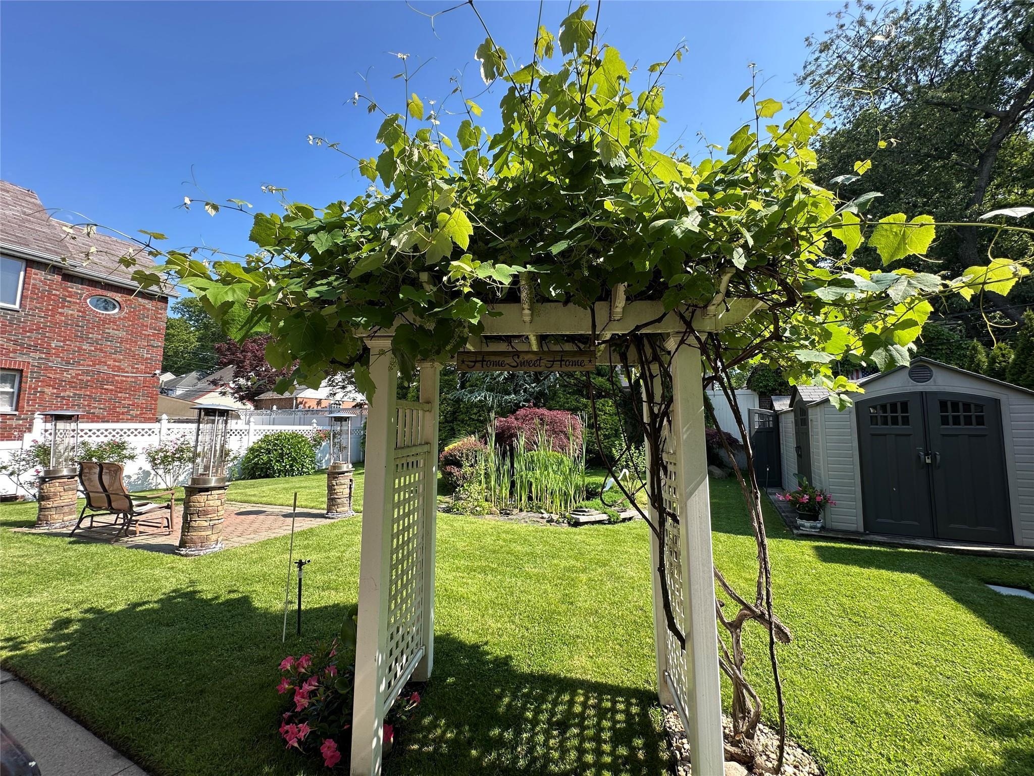 Single Family 26th  Queens, NY 11354, MLS-868955-10