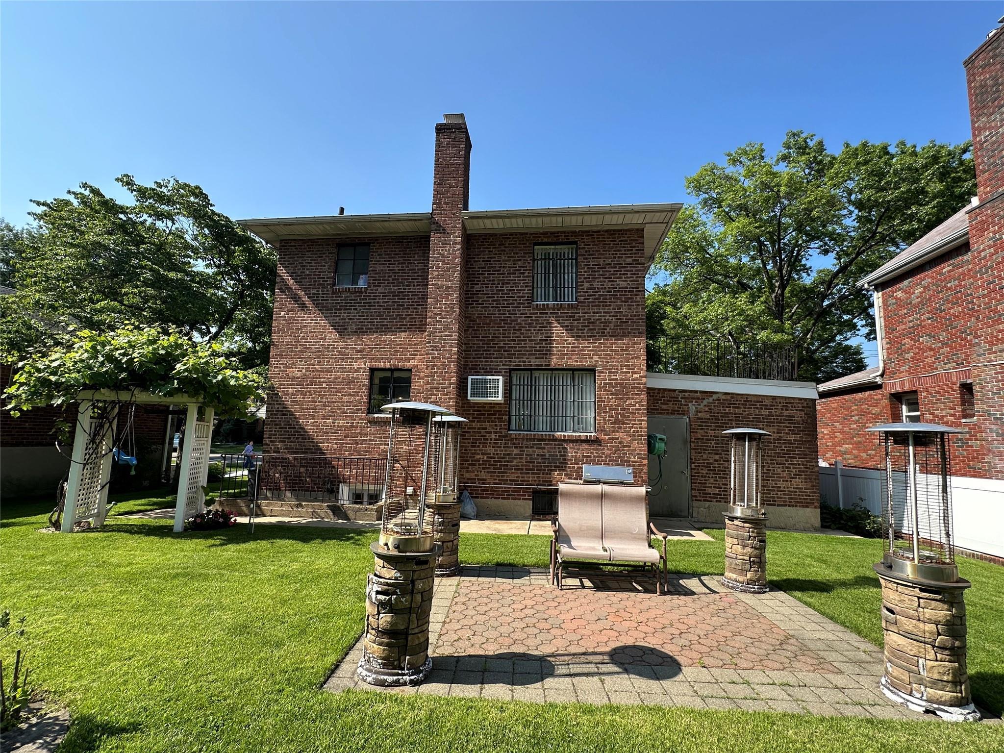 Single Family 26th  Queens, NY 11354, MLS-868955-9