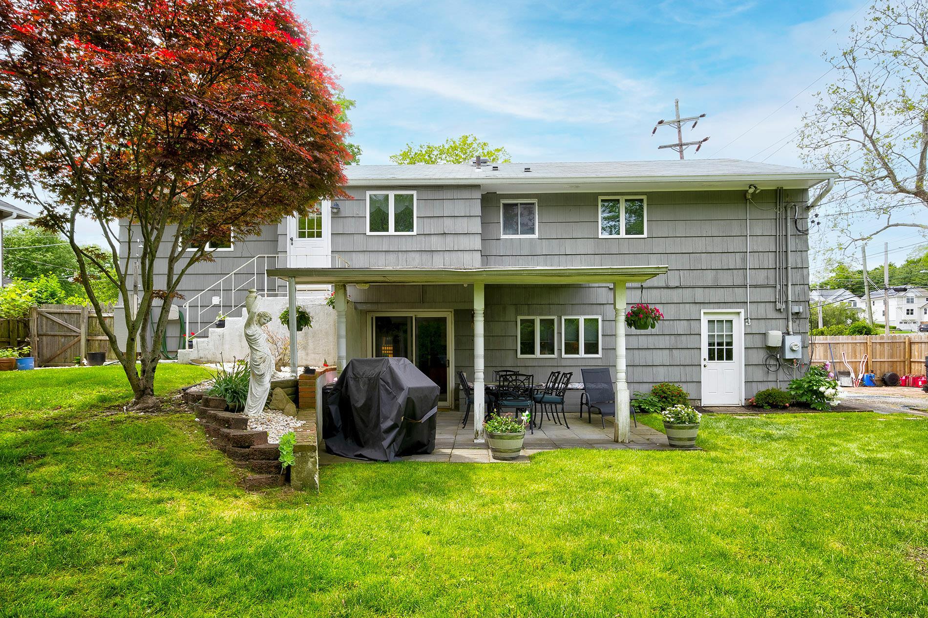 Single Family Glen  Nassau County, NY 11547, MLS-868970-26