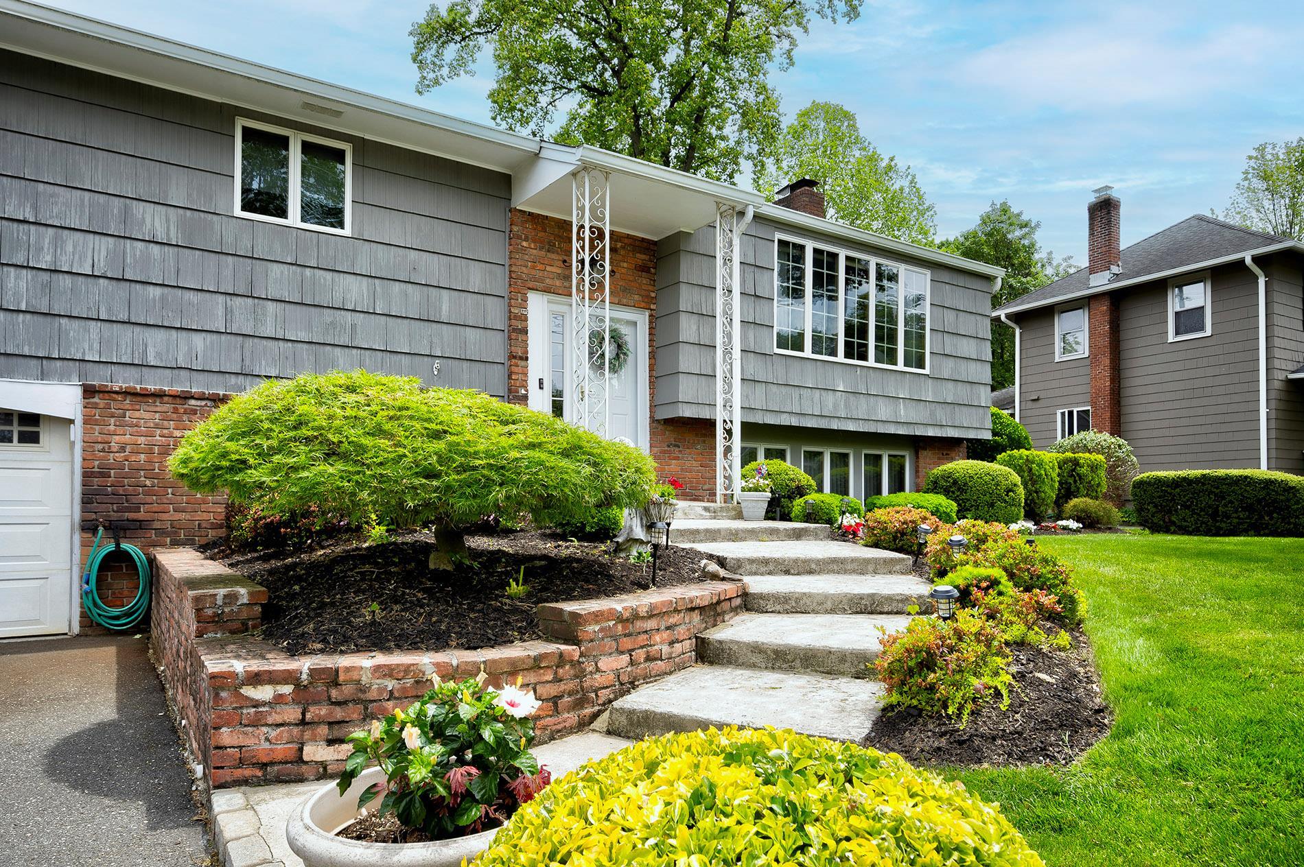 Single Family Glen  Nassau County, NY 11547, MLS-868970-4