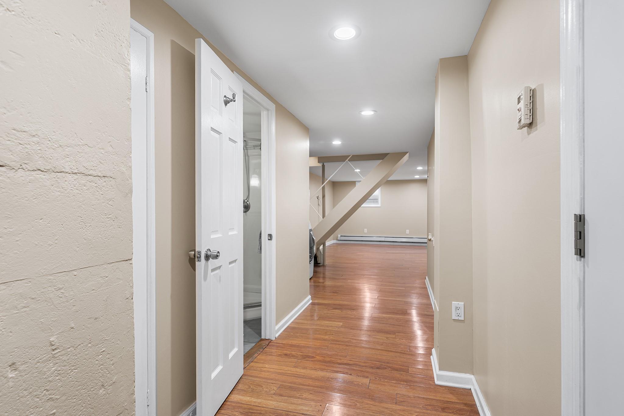 Single Family Springfield  Queens, NY 11428, MLS-868977-22