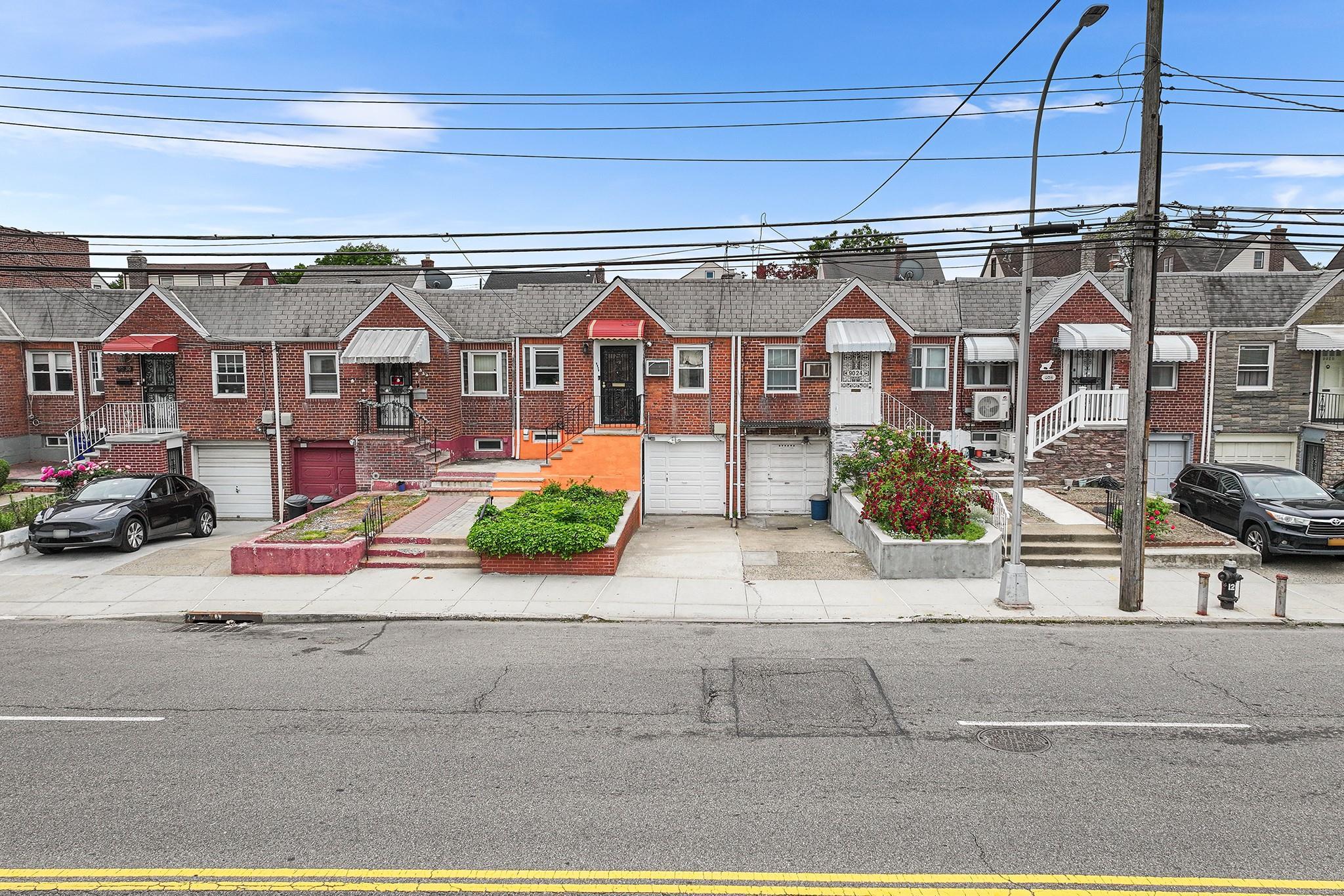Single Family Springfield  Queens, NY 11428, MLS-868977-23