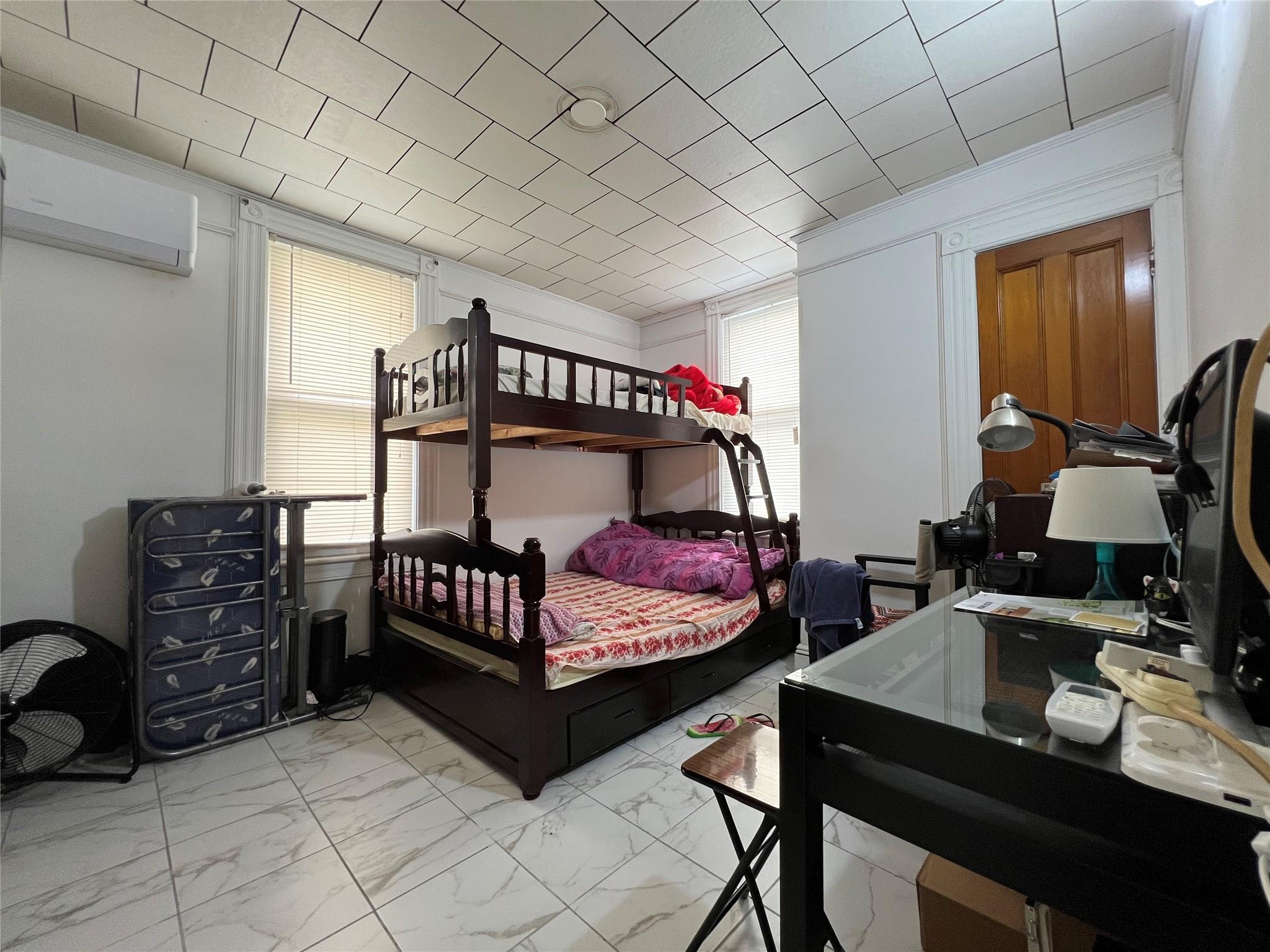 Single Family 79  Queens, NY 11421, MLS-868982-10