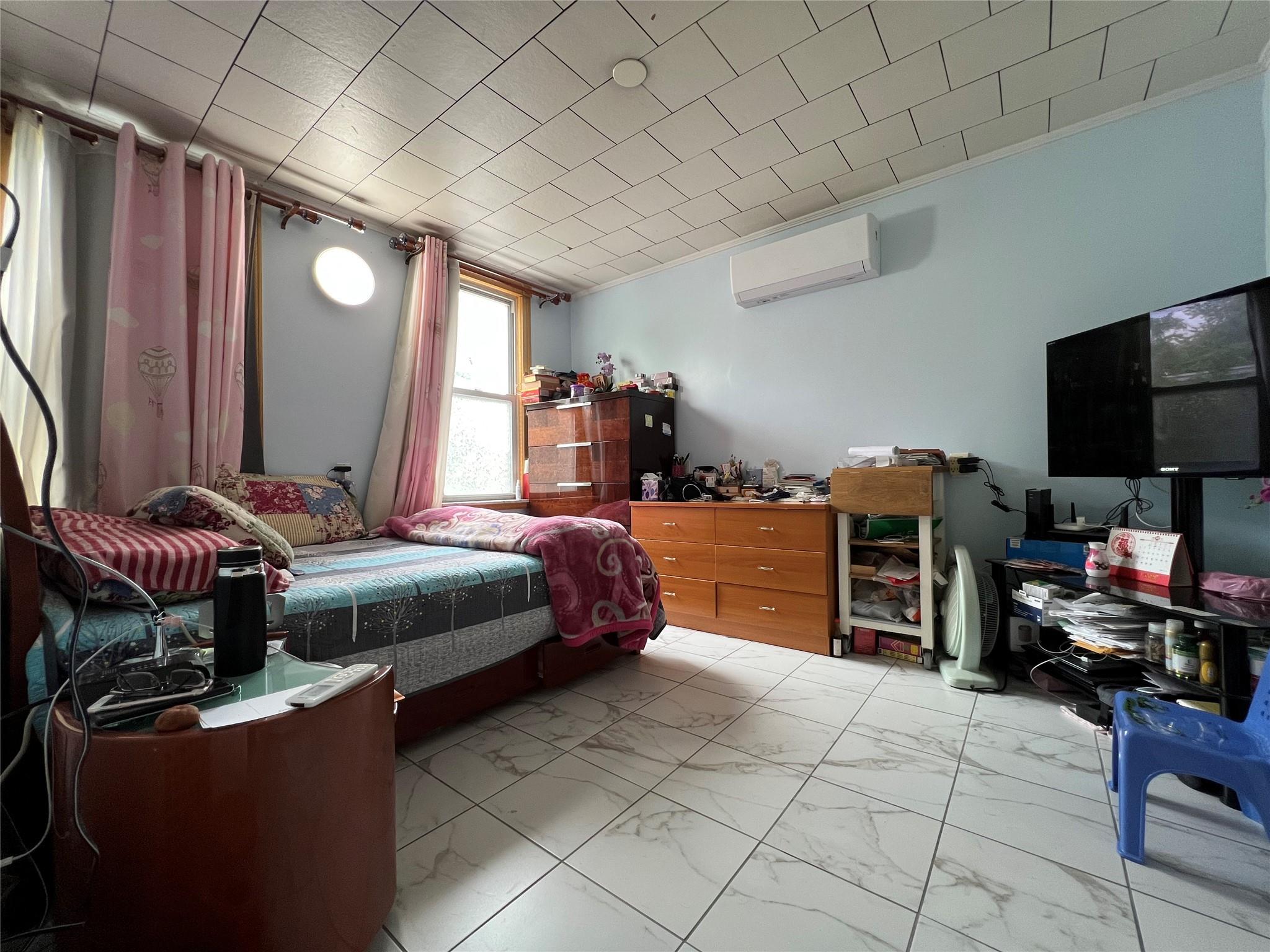 Single Family 79  Queens, NY 11421, MLS-868982-9