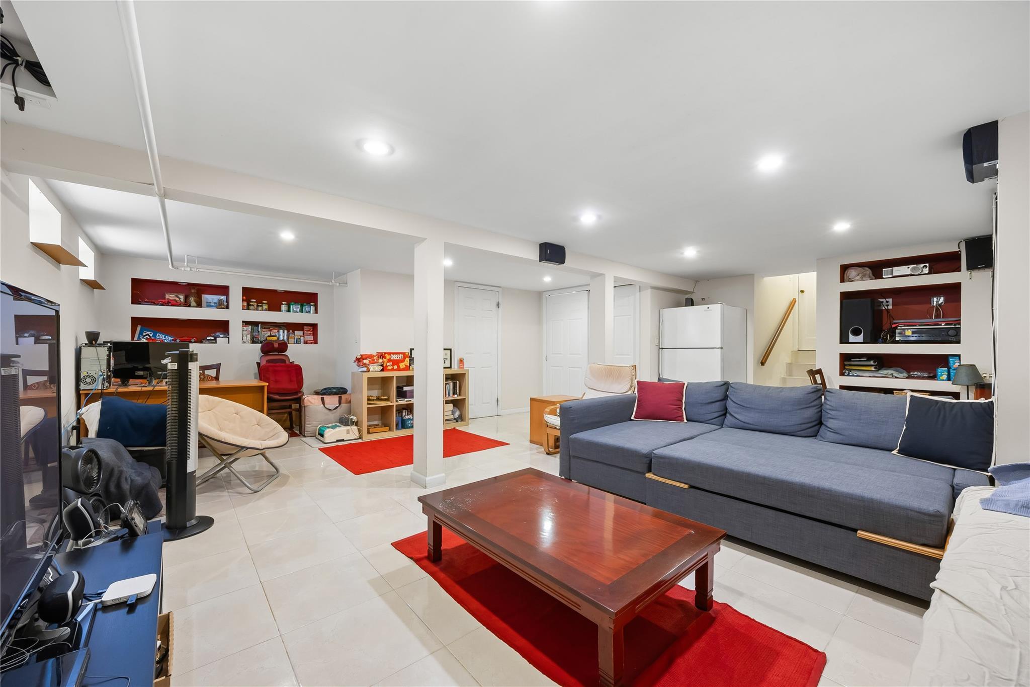 Single Family Garland  Queens, NY 11364, MLS-868993-21