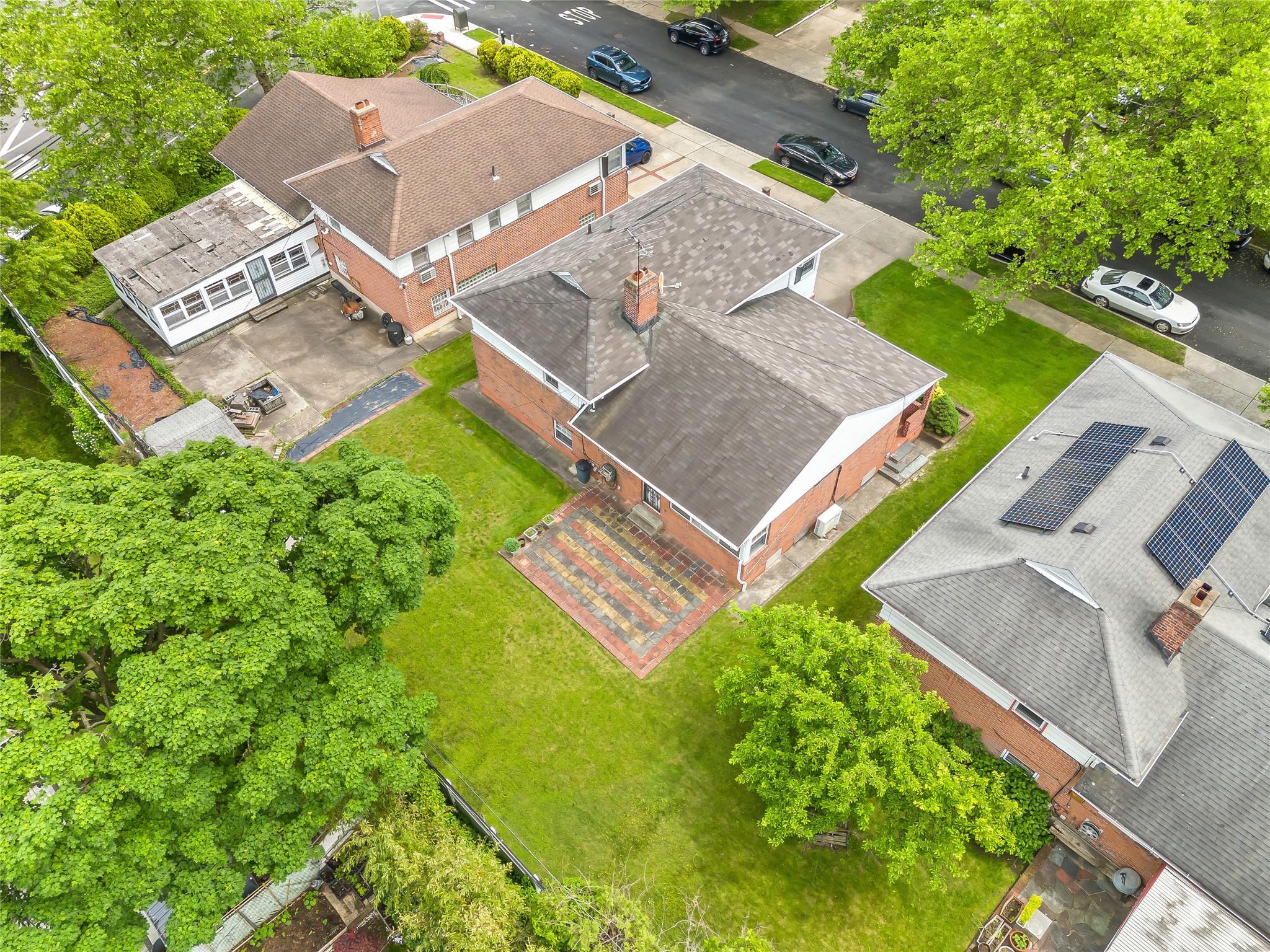 Single Family Garland  Queens, NY 11364, MLS-868993-23
