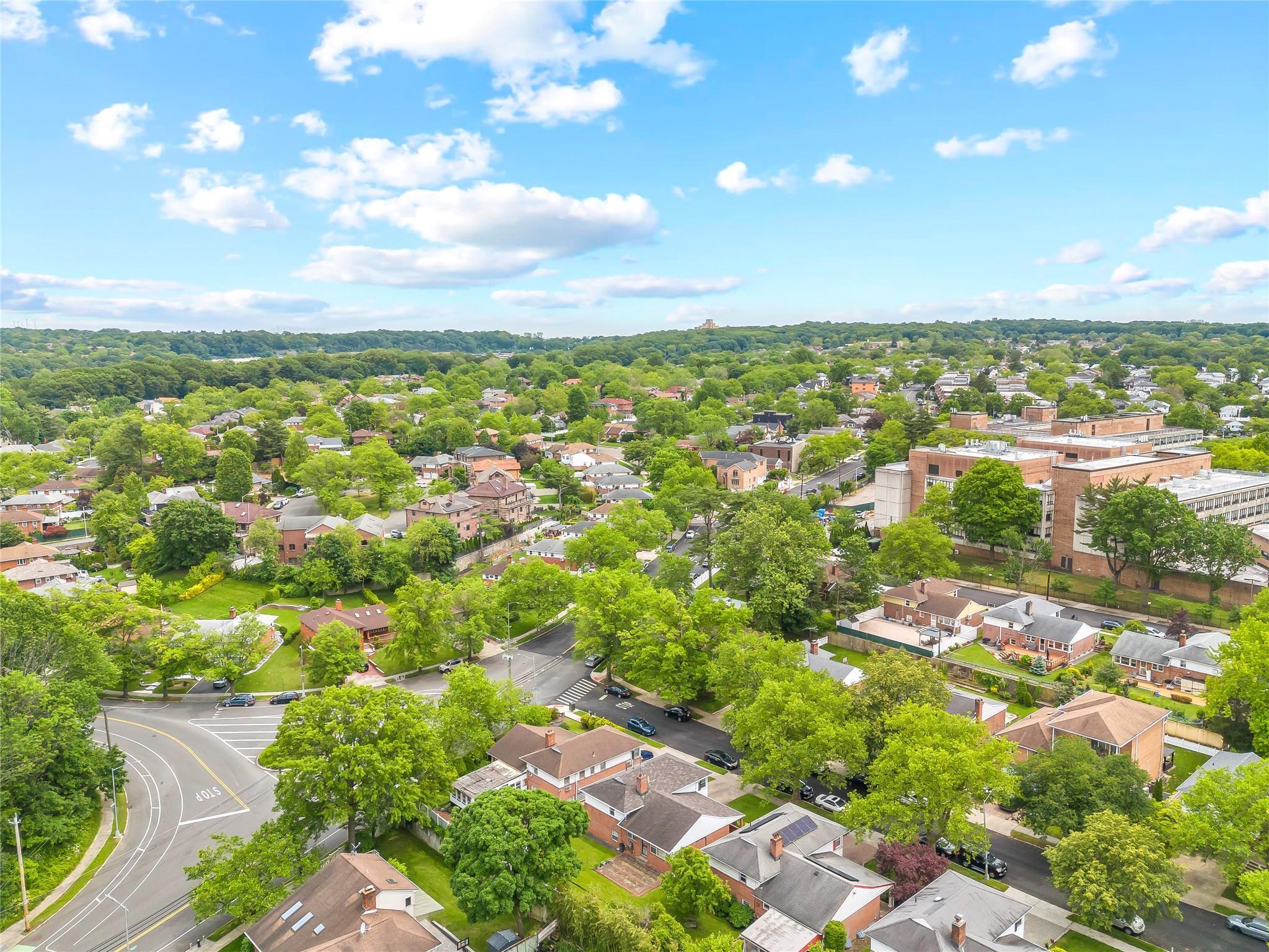 Single Family Garland  Queens, NY 11364, MLS-868993-25