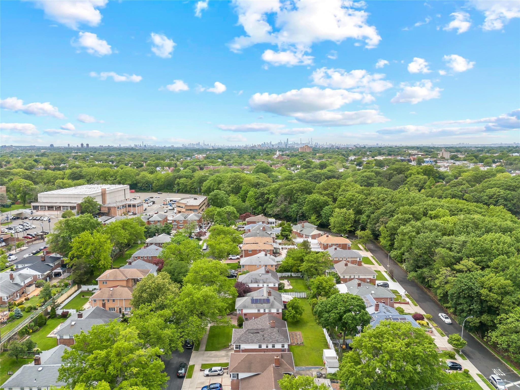 Single Family Garland  Queens, NY 11364, MLS-868993-26