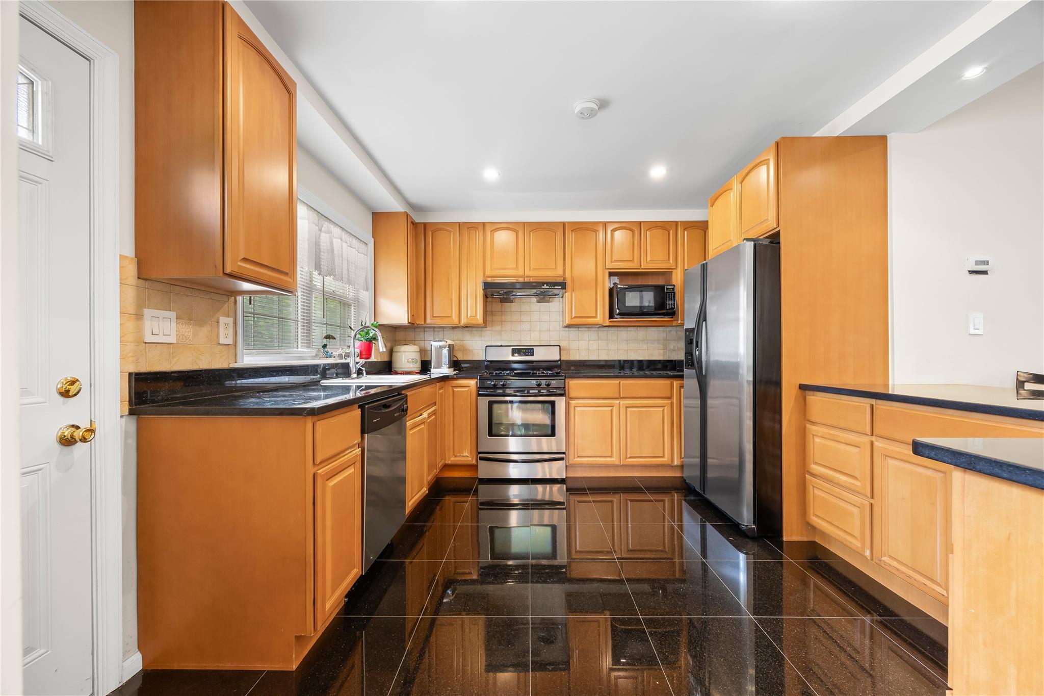 Single Family Garland  Queens, NY 11364, MLS-868993-9