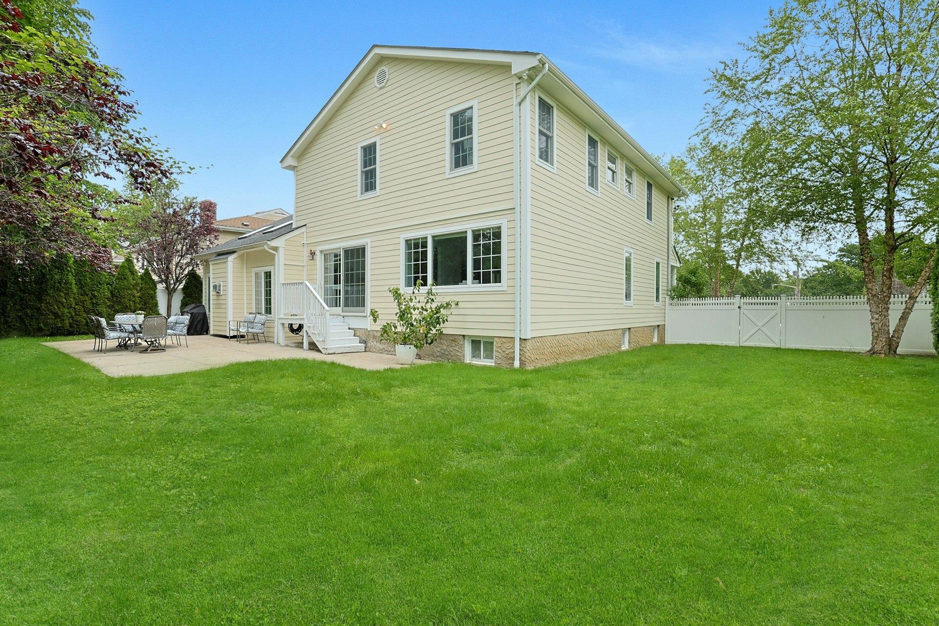 Single Family Old Farm  Westchester County, NY 10583, MLS-869009-29
