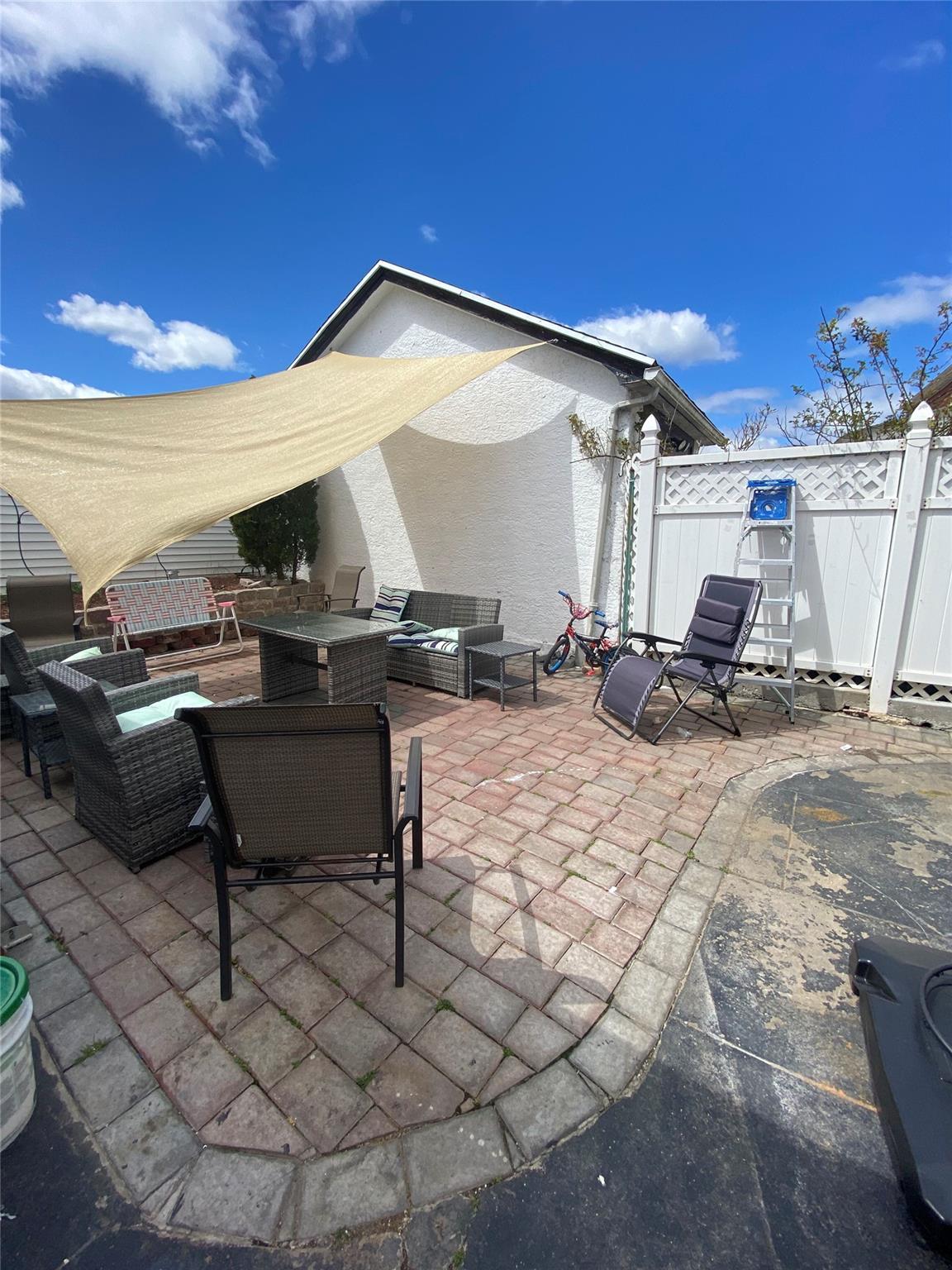 Single Family Kingston Place  Queens, NY 11432, MLS-869010-4