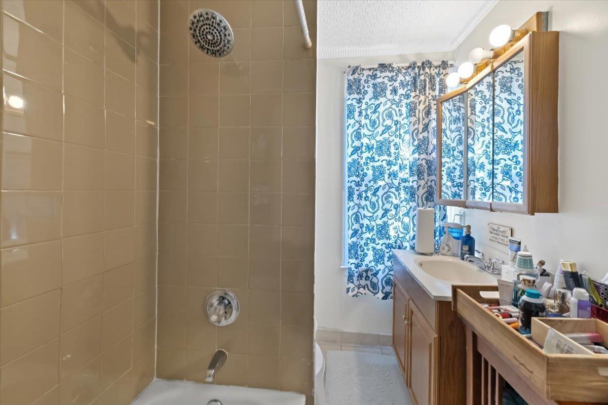 Single Family Broadway  Westchester County, NY 10522, MLS-869012-19