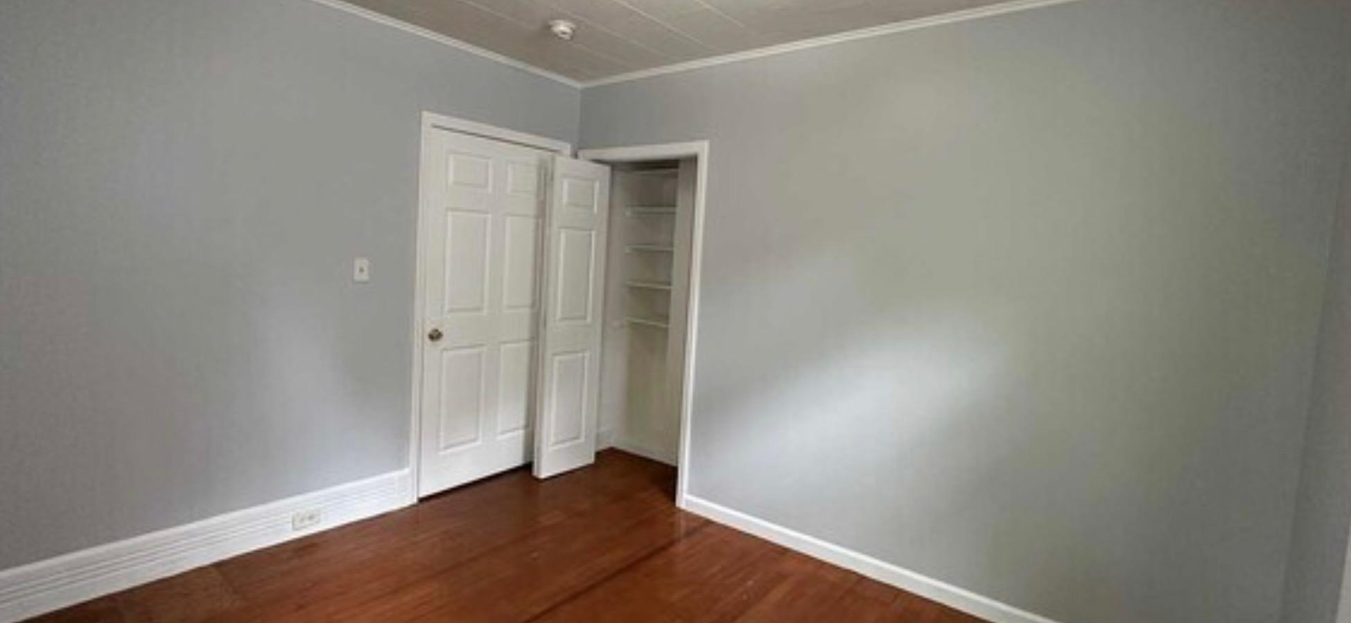 Single Family Hooker  Dutchess County, NY 12601, MLS-869015-16