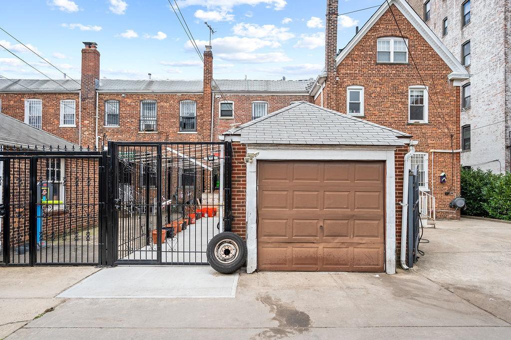 Single Family 91  Queens, NY 11372, MLS-869057-13
