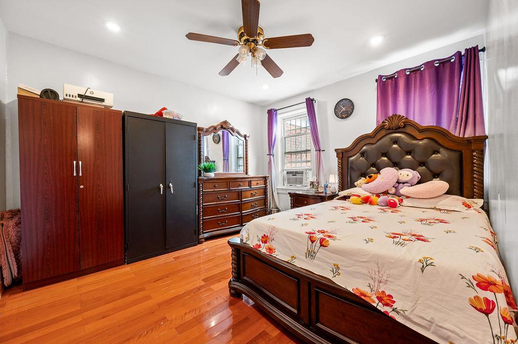 Single Family 91  Queens, NY 11372, MLS-869057-9