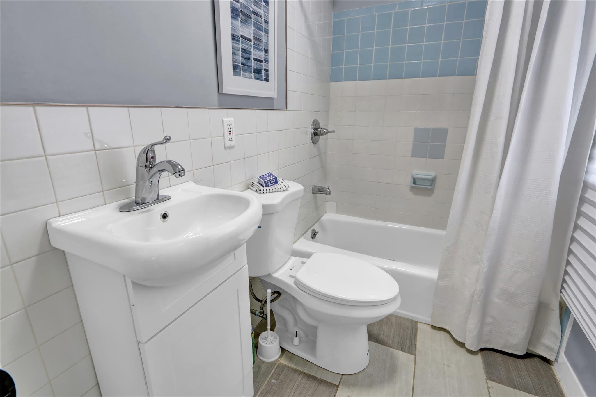 Single Family 219th  Queens, NY 11428, MLS-869082-10