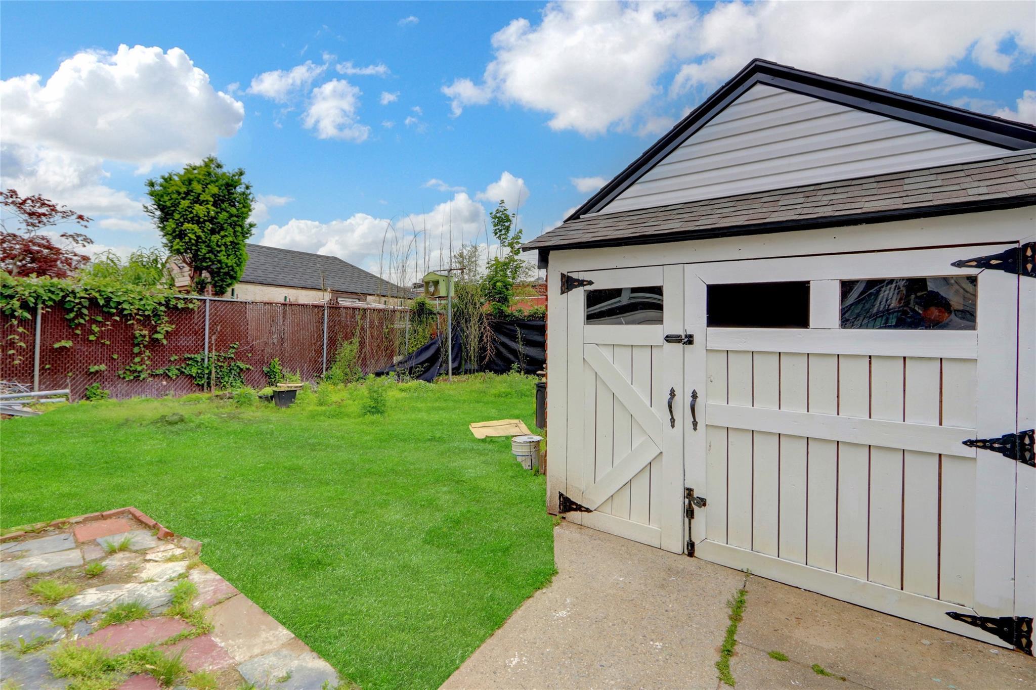 Single Family 219th  Queens, NY 11428, MLS-869082-21