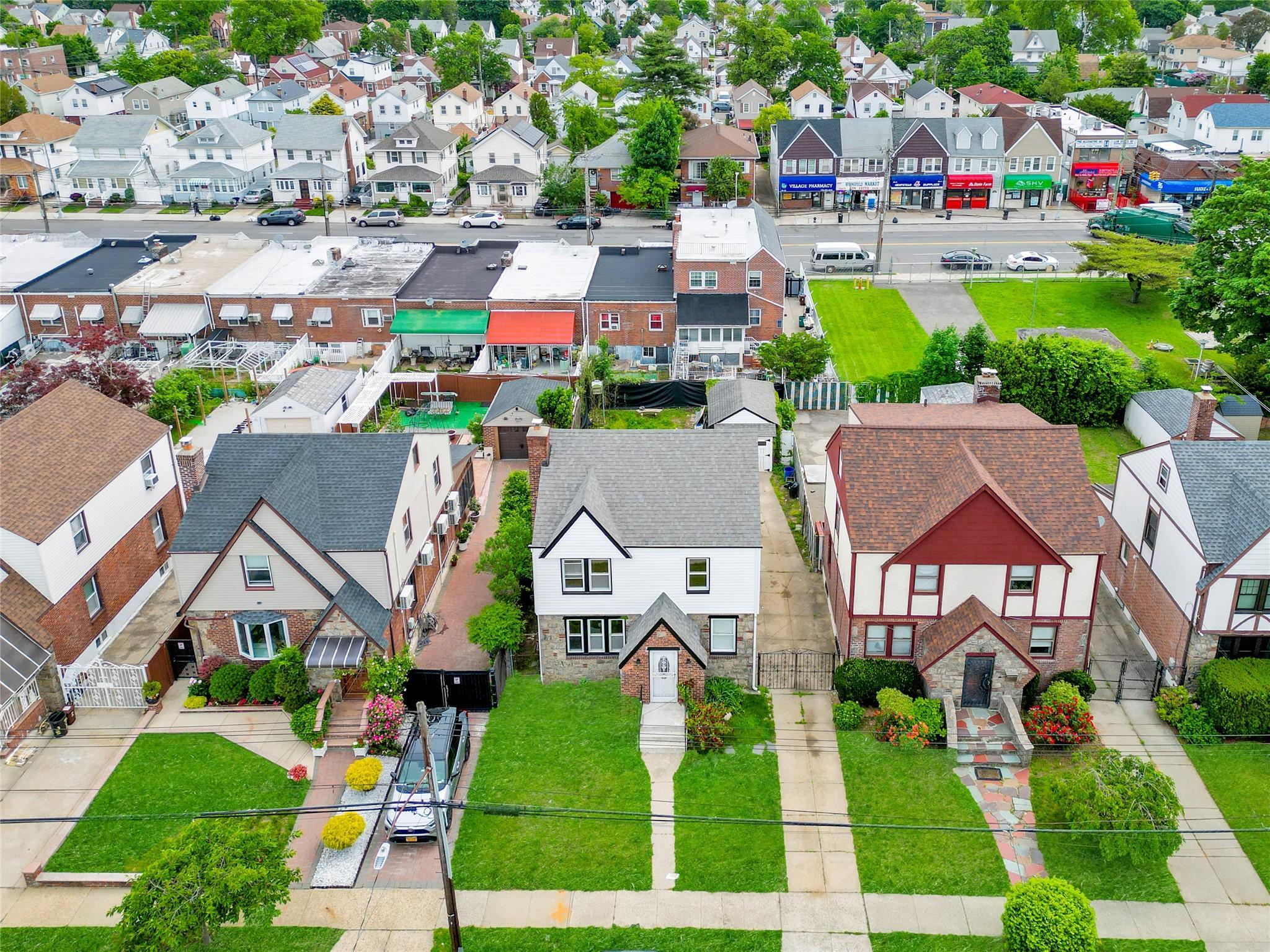 Single Family 219th  Queens, NY 11428, MLS-869082-27
