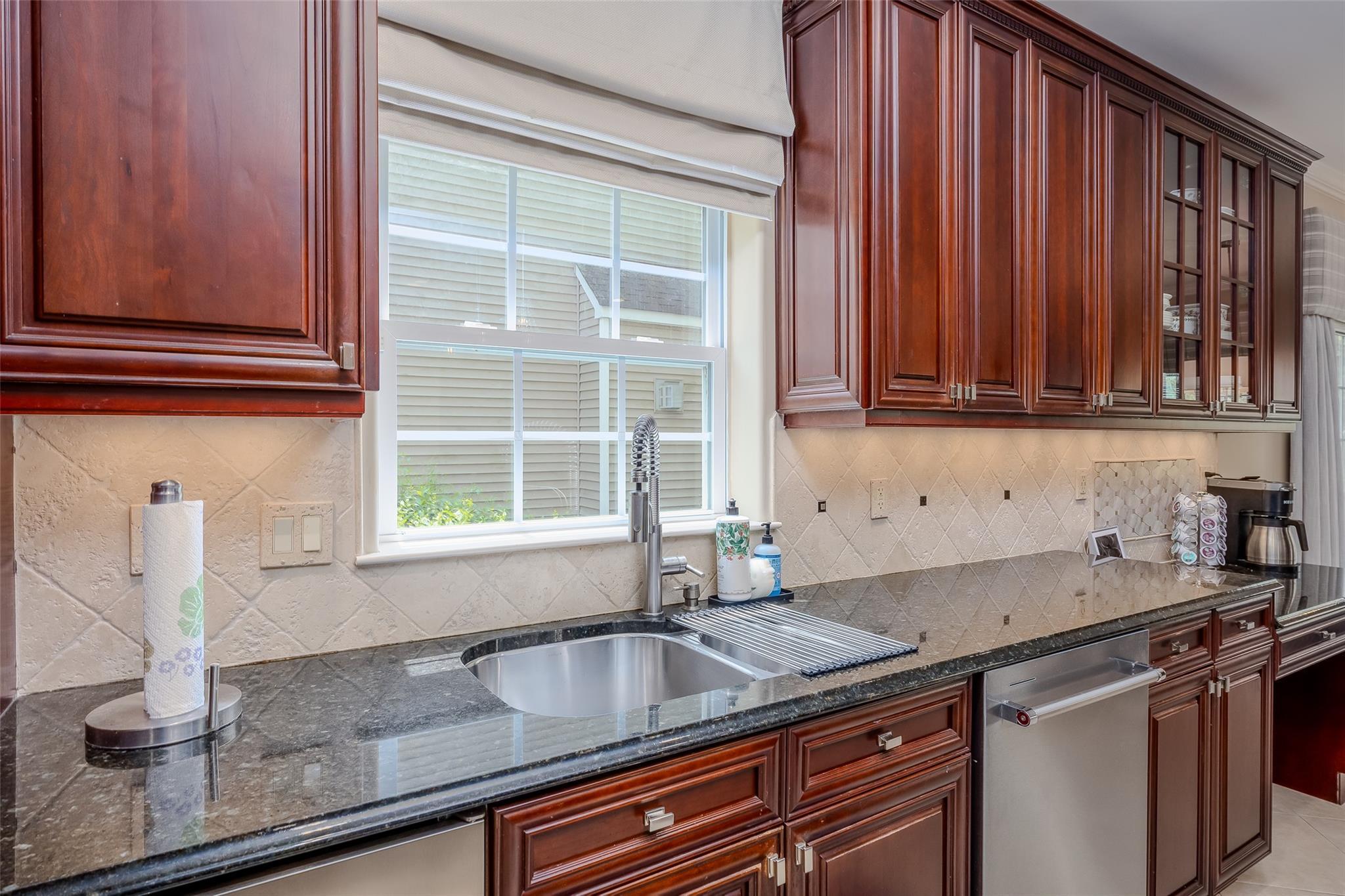 Condo Hamlet  Suffolk County, NY 11766, MLS-869090-21