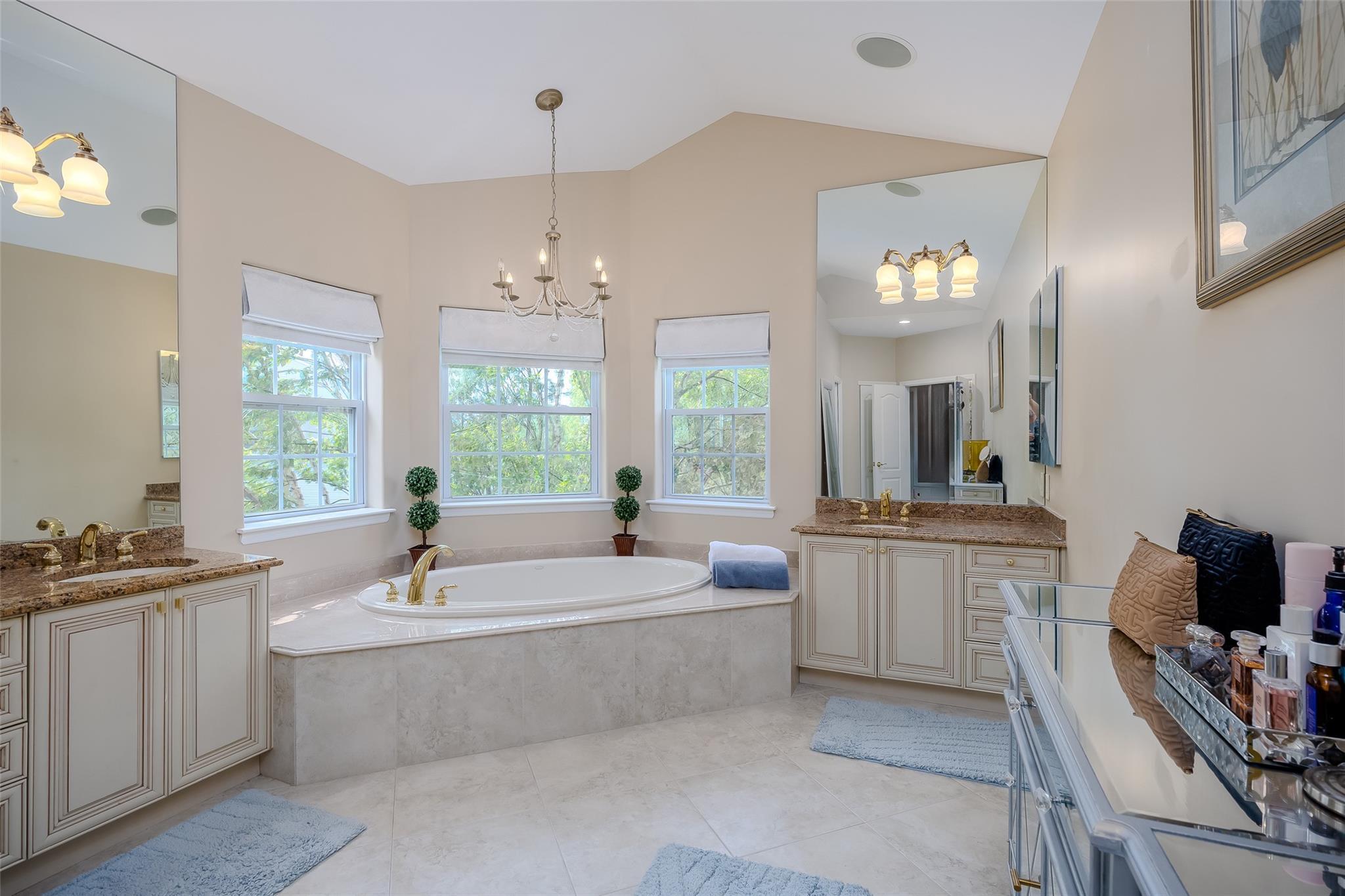 Condo Hamlet  Suffolk County, NY 11766, MLS-869090-35