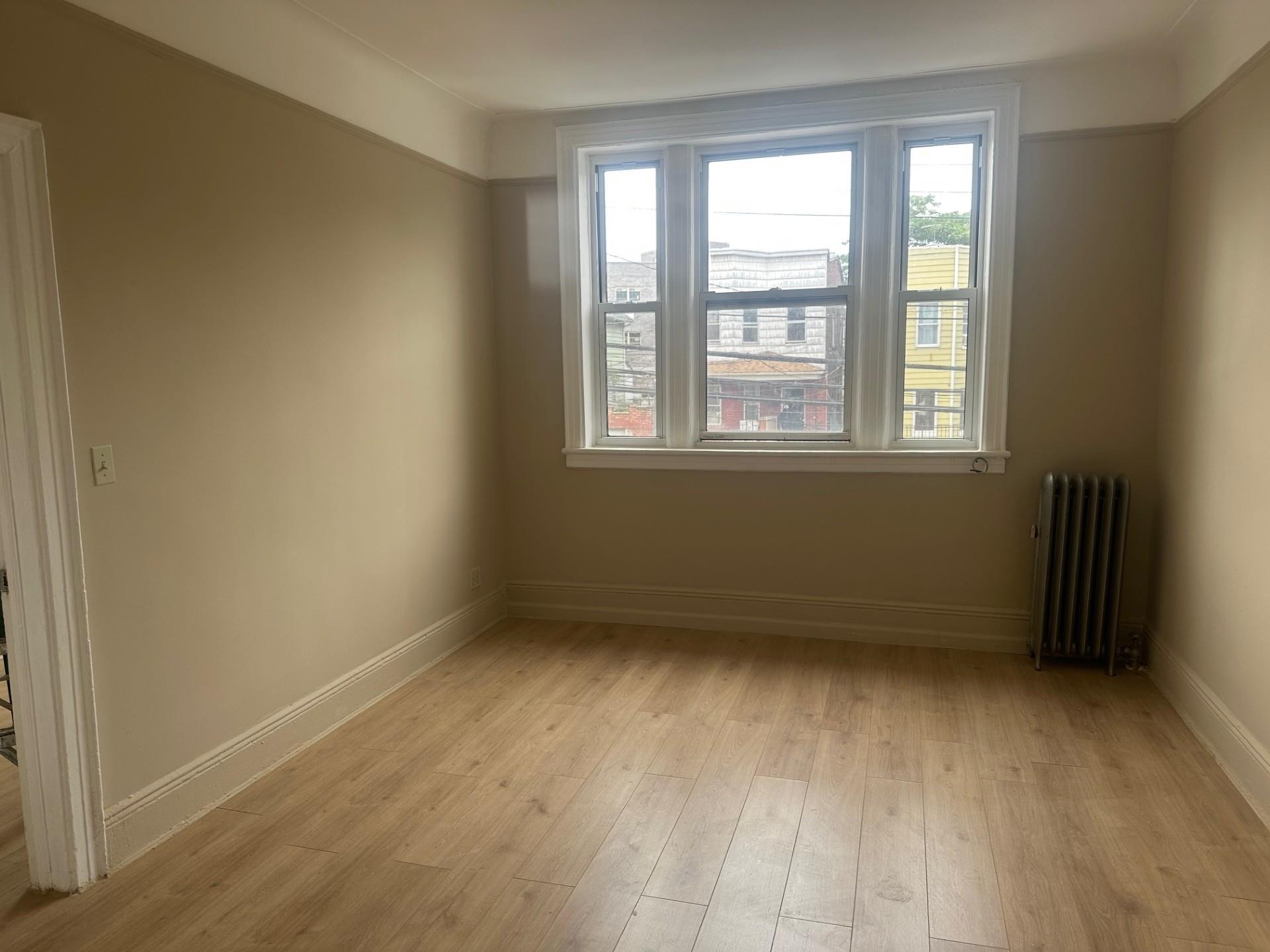 Single Family Corona  Queens, NY 11368, MLS-869091-4