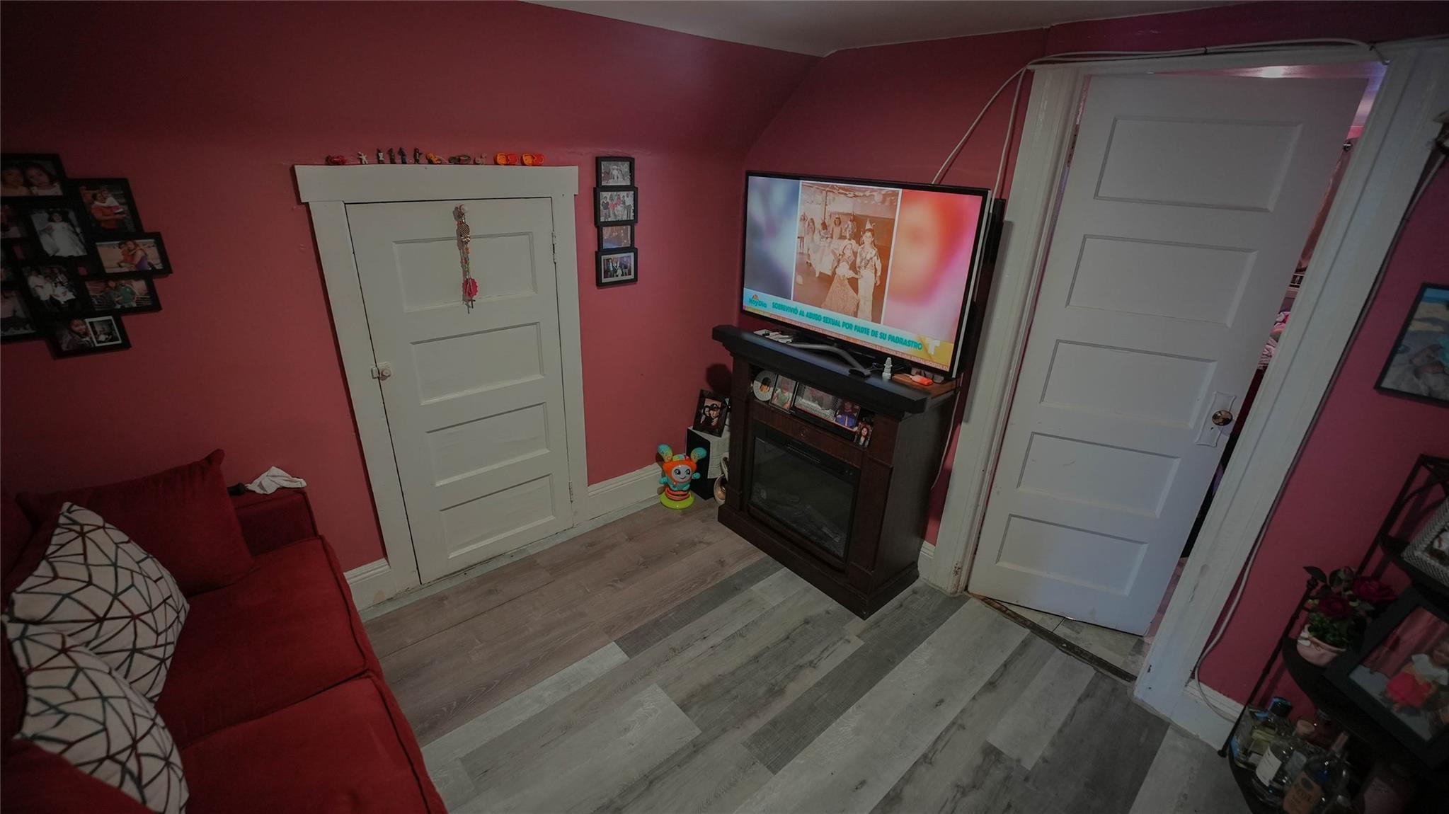 Single Family 92nd St  Queens, NY 11373, MLS-869148-44