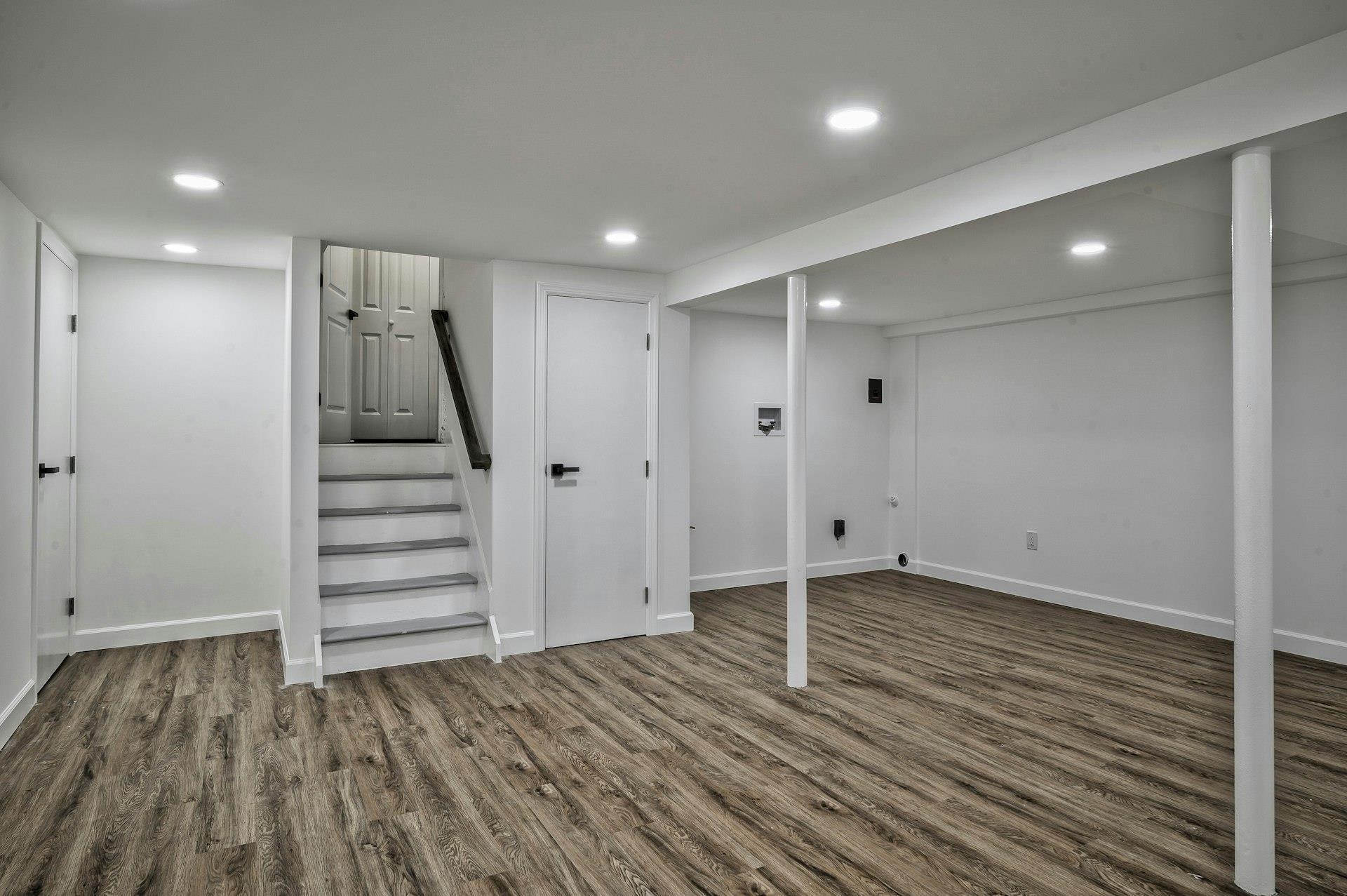 Single Family Evelyn Ave  Nassau County, NY 11554, MLS-869151-16