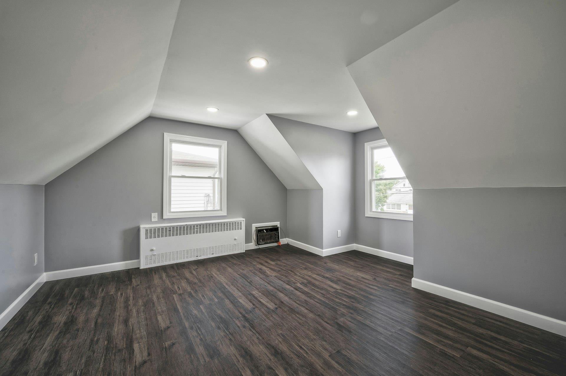 Single Family Evelyn Ave  Nassau County, NY 11554, MLS-869151-22