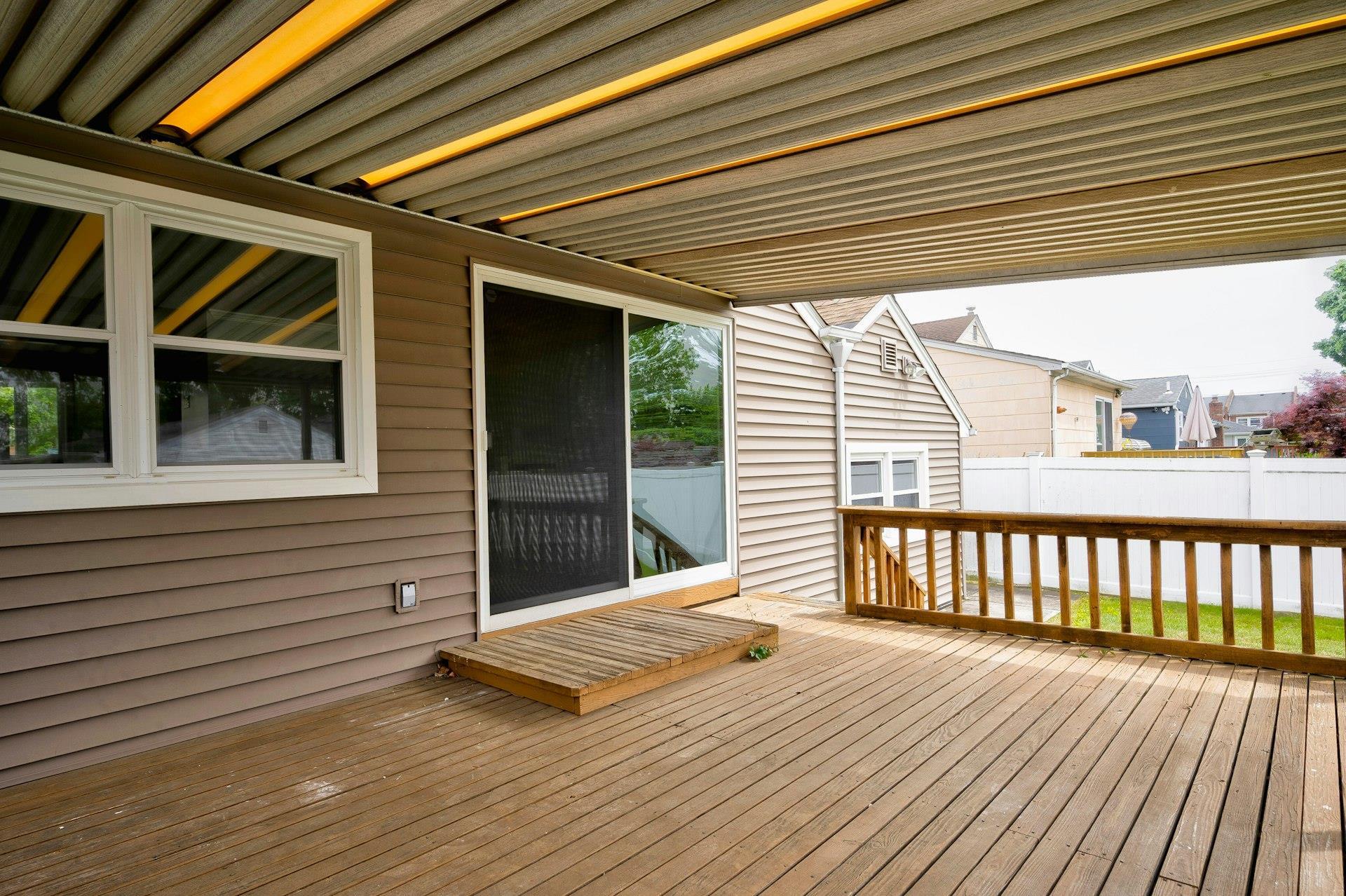 Single Family Evelyn Ave  Nassau County, NY 11554, MLS-869151-24